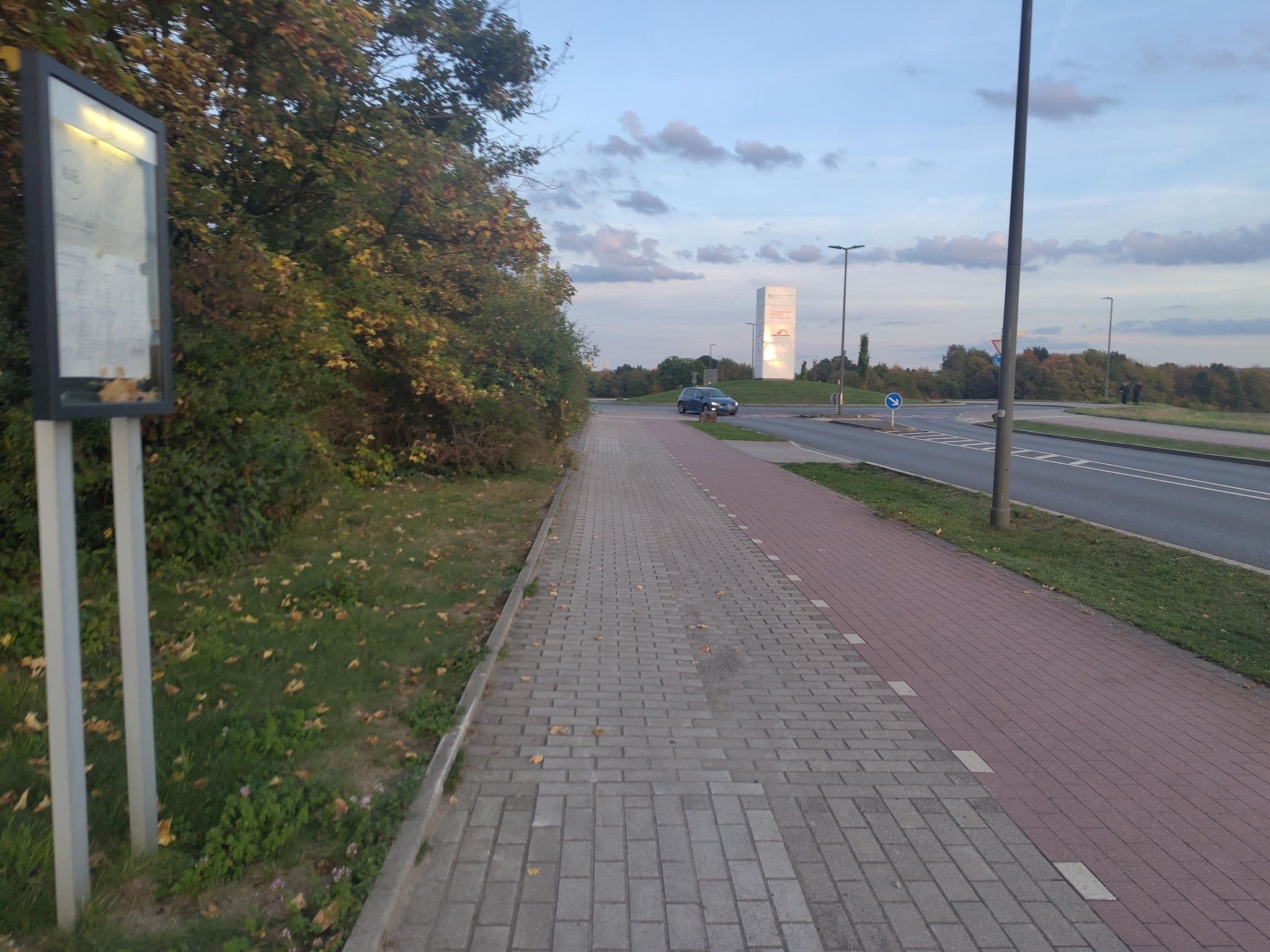 Street view near Hotel Dortmund am Technologiezentrum, Affiliated by Meliá, Dorstfeld — © kakskzkakak (CC BY-SA · Mapillary)