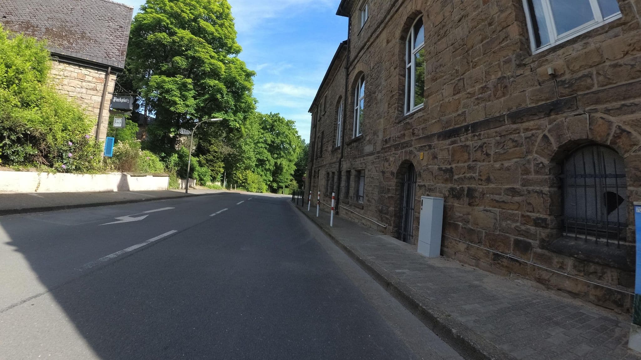 Street view near Hotel Biedermeier Dortmund, Syburg — © teddy73 (CC BY-SA · Mapillary)
