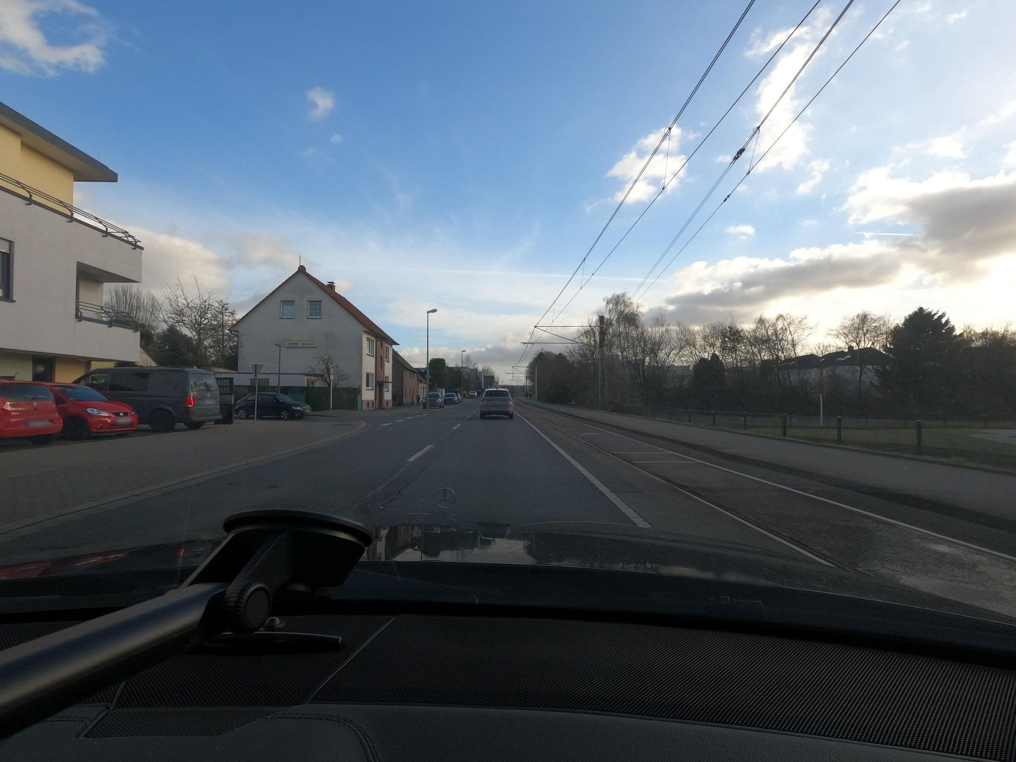Street view near PTV Psychosozialer Trägerverbund Dortmund GmbH, Schüren — © saschahaberkorn (CC BY-SA · Mapillary)