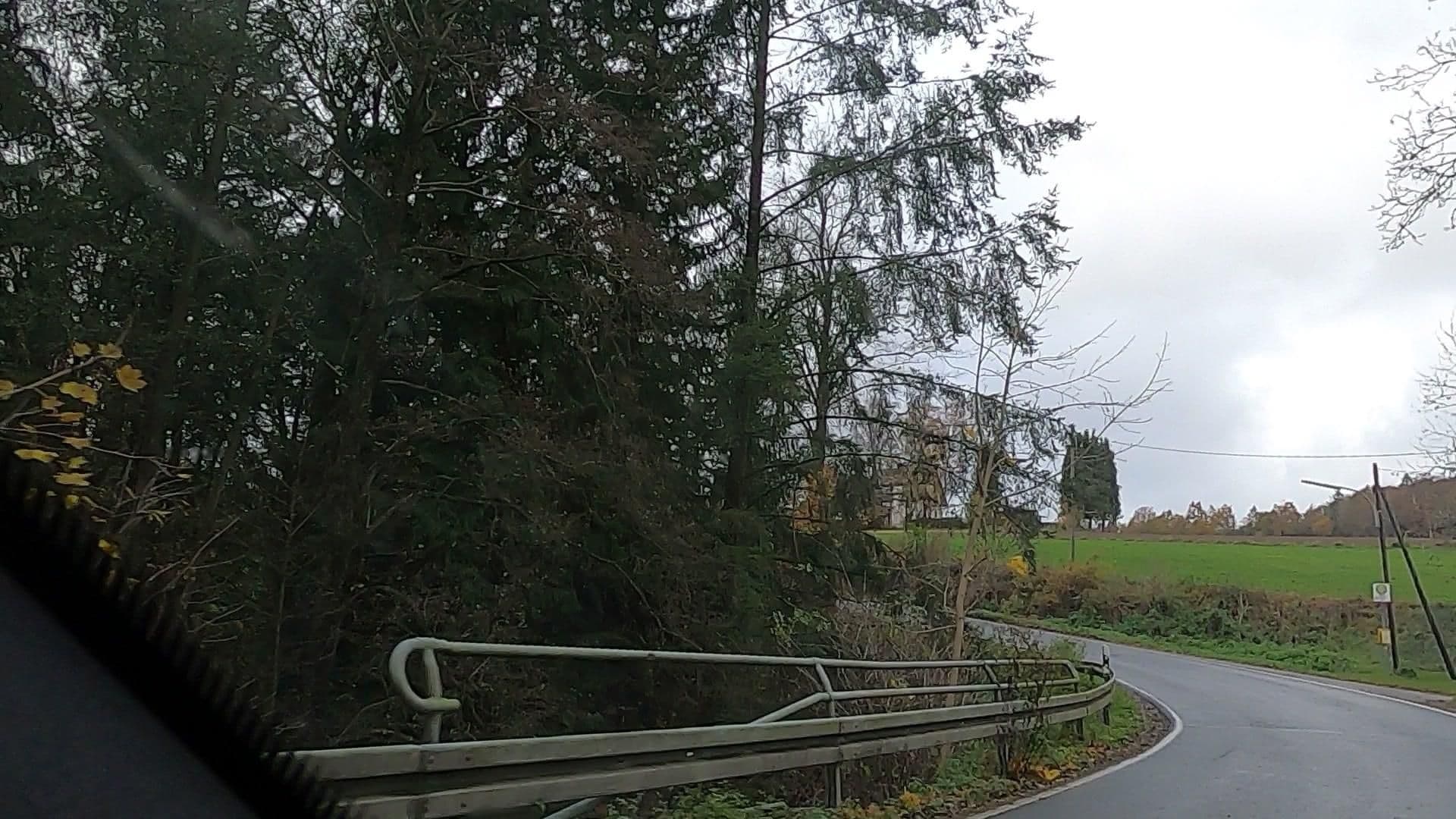 Street view near Zur Borke, Neuenrade — © uwekoch (CC BY-SA · Mapillary)