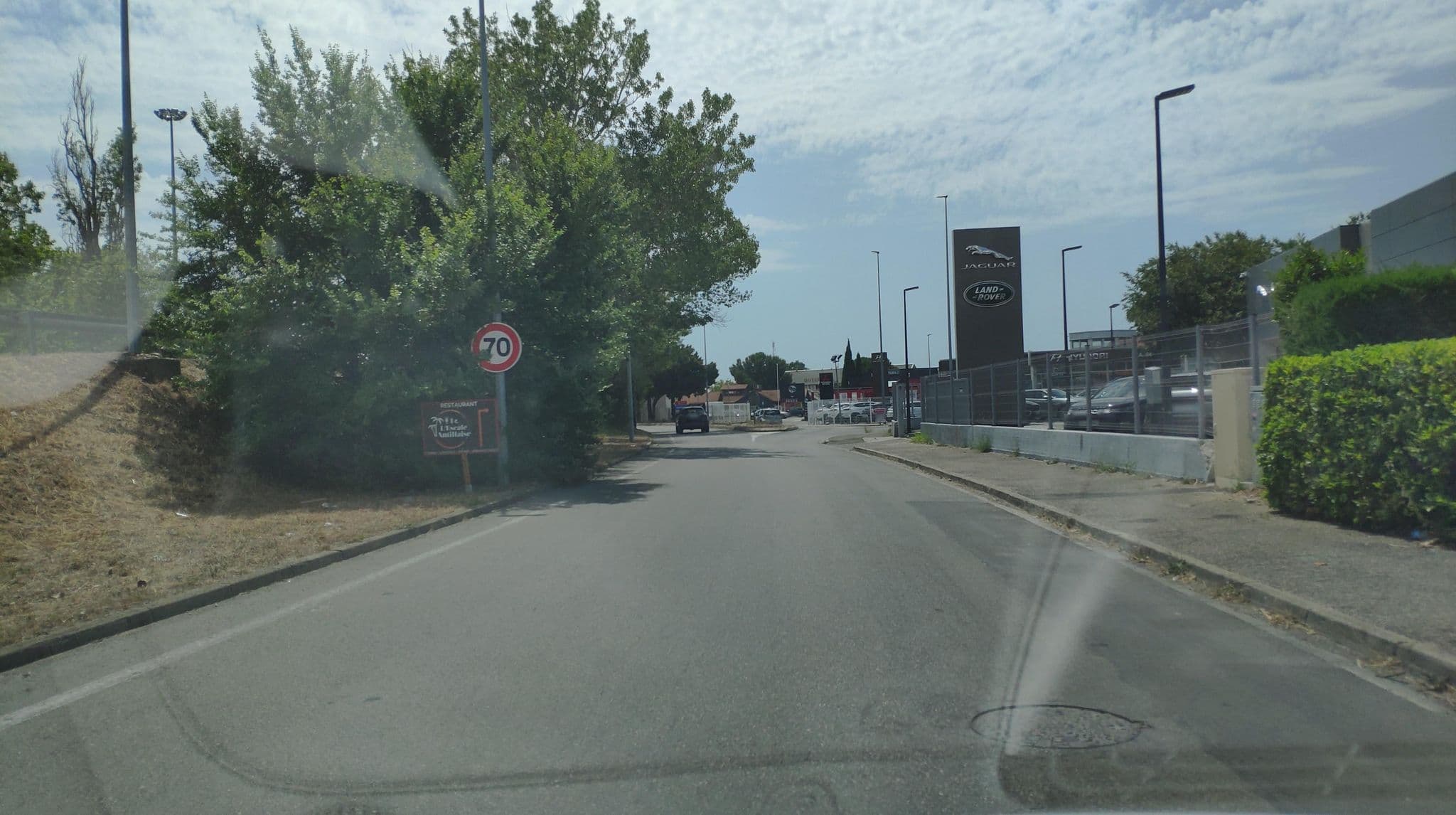 Street view near Ibis Budget Avignon Nord, Le Pontet — © cabinetcourbi (CC BY-SA · Mapillary)