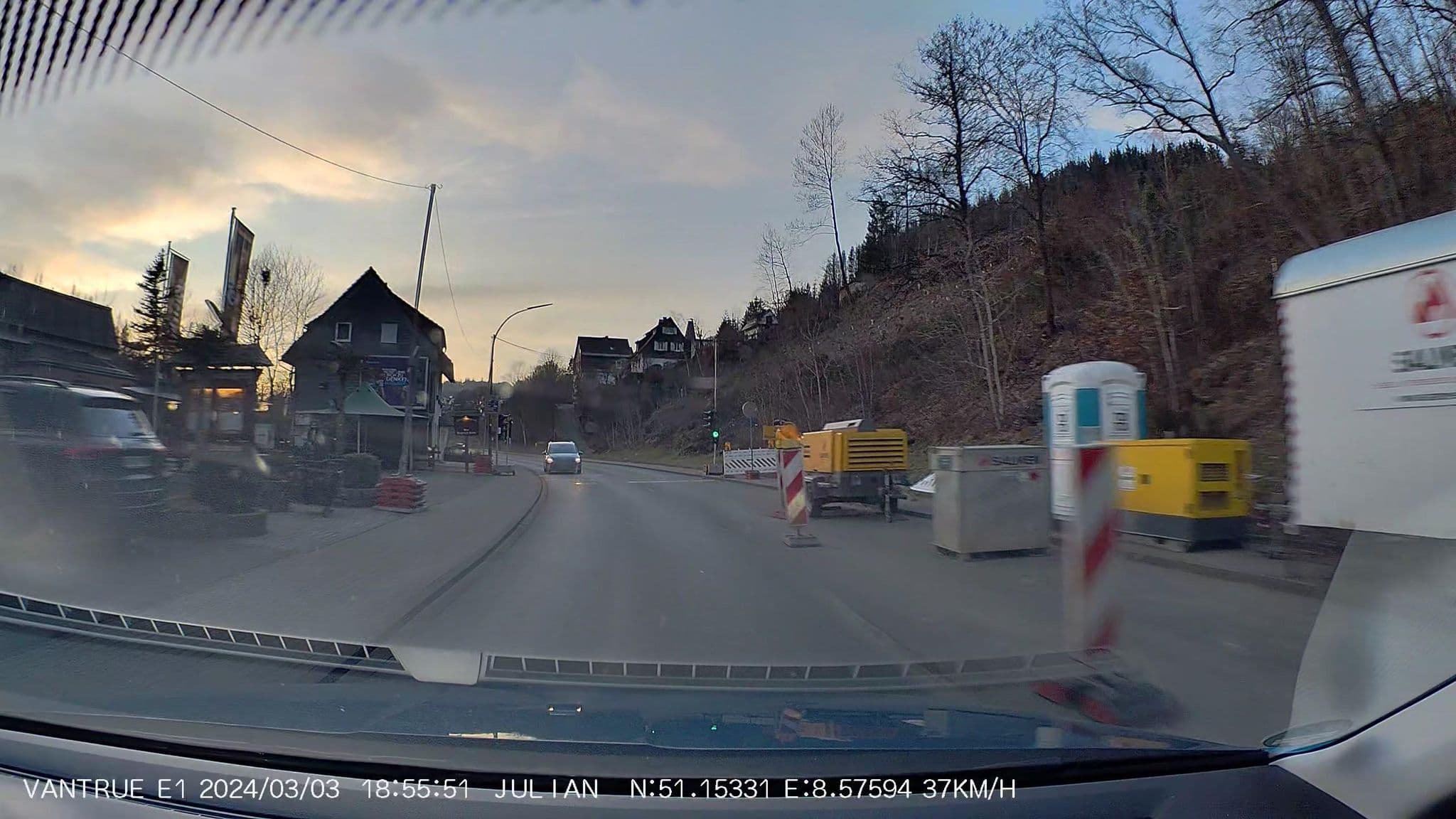 Street view near Land Gut Hotel Mühlengrund, Winterberg — © nrailuj (CC BY-SA · Mapillary)