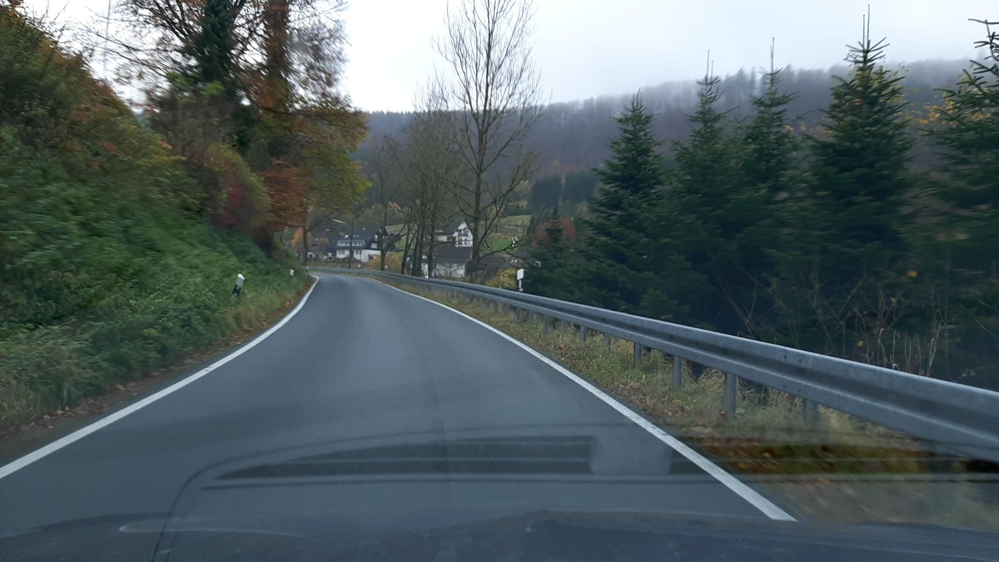 Street view near Haus Höhenflug, Bödefeld — © Lowiekse (CC BY-SA · Mapillary)