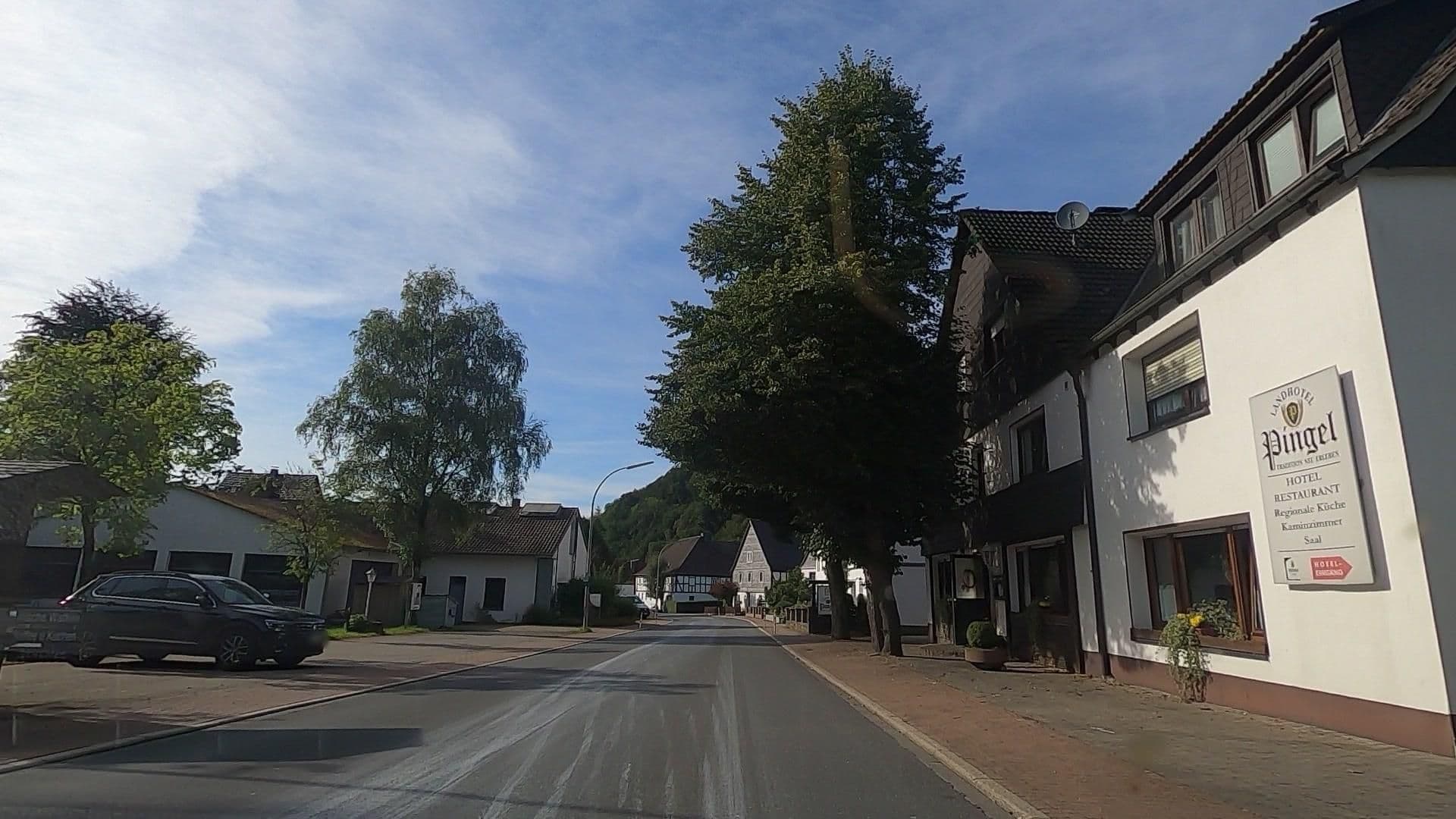 Street view near Landgasthof Pingel, Lenhausen — © uwekoch (CC BY-SA · Mapillary)