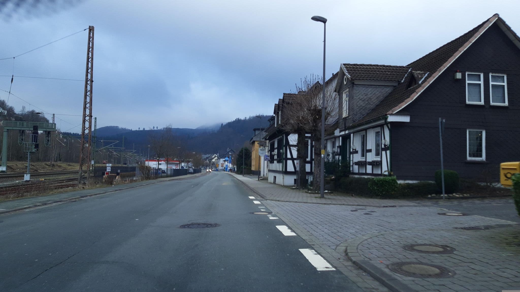 Street view near Cordial, Inh. M. Holz, Lennestadt — © tobiasreg (CC BY-SA · Mapillary)