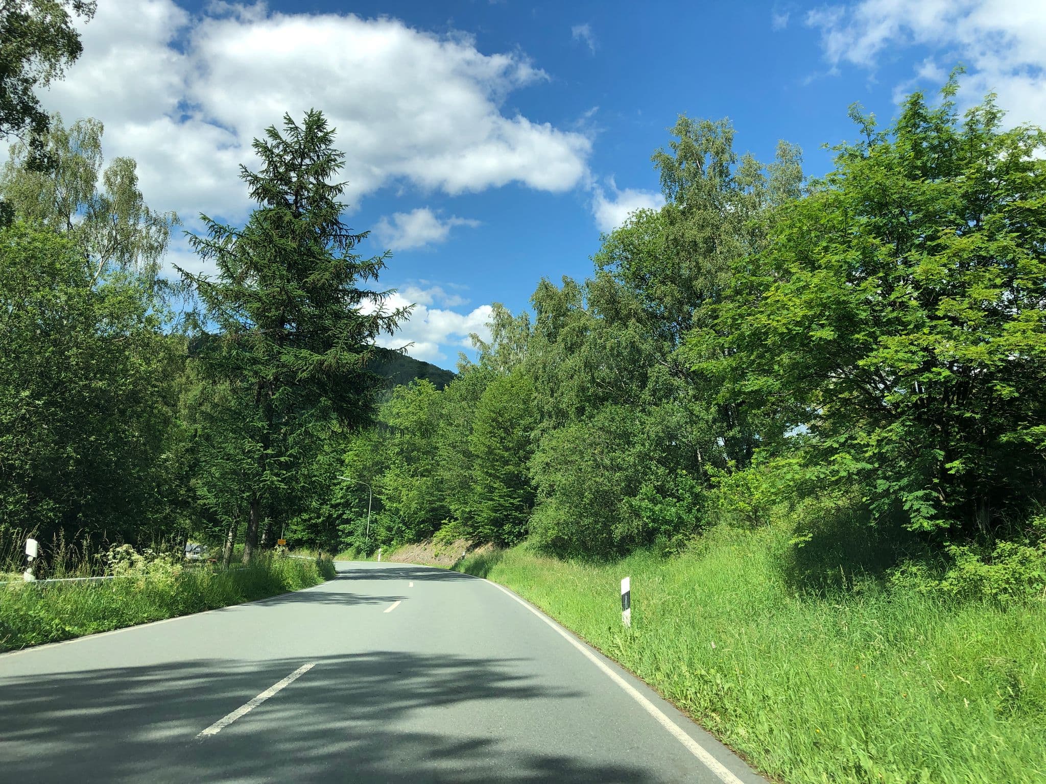 Street view near Ferienwohnung Droste, Bad Fredeburg — © chuck (CC BY-SA · Mapillary)