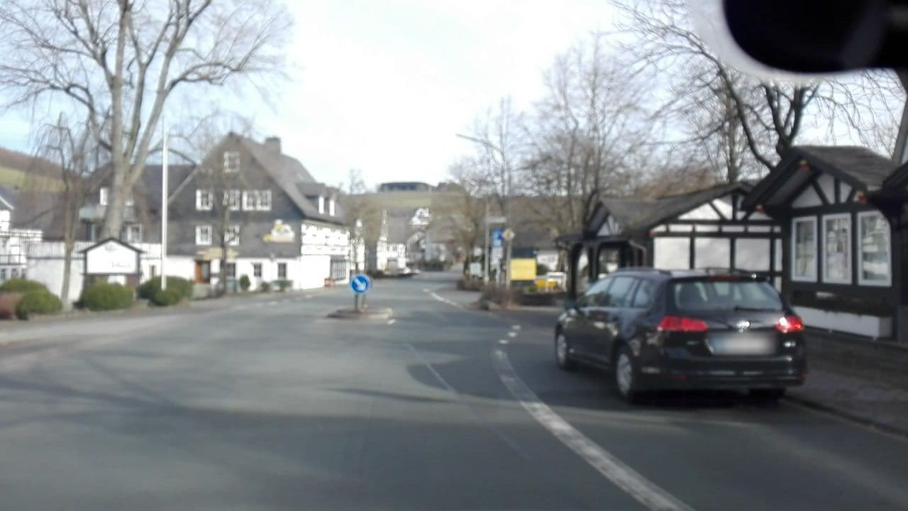 Street view near Gasthof Vollmers, Schmallenberg — © flugyflay (CC BY-SA · Mapillary)