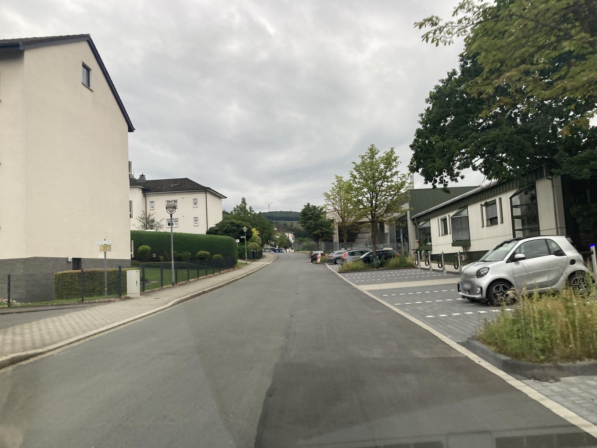 Street view near MJ-Modul Rent GmbH, Plettenberg — © tasmaniadevil (CC BY-SA · Mapillary)
