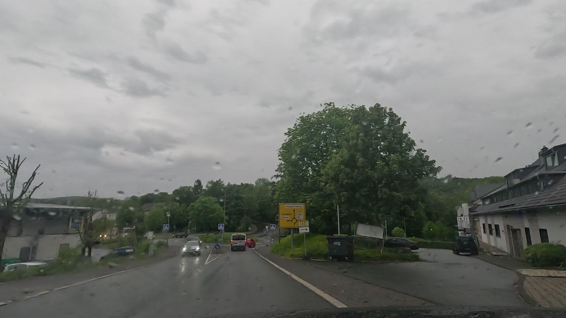 Street view near Berghotel Johanneshöhe, Siegen — © uwekoch (CC BY-SA · Mapillary)