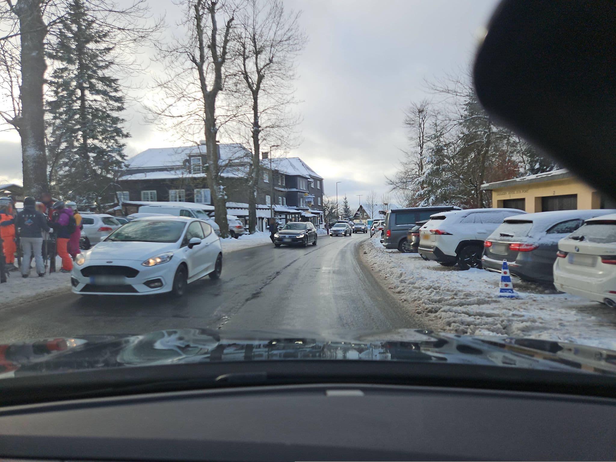 Street view near Pension Stiegelmeier, Winterberg — © toho (CC BY-SA · Mapillary)