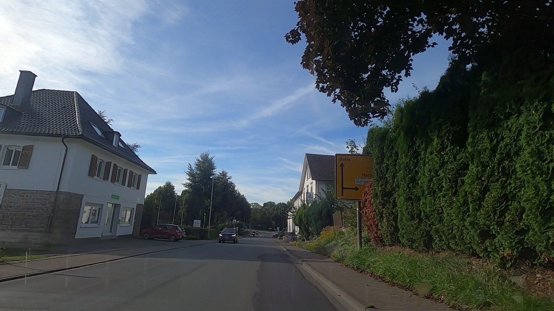 Street view near Gaststätte Berghof, Sundern — © uwekoch (CC BY-SA · Mapillary)