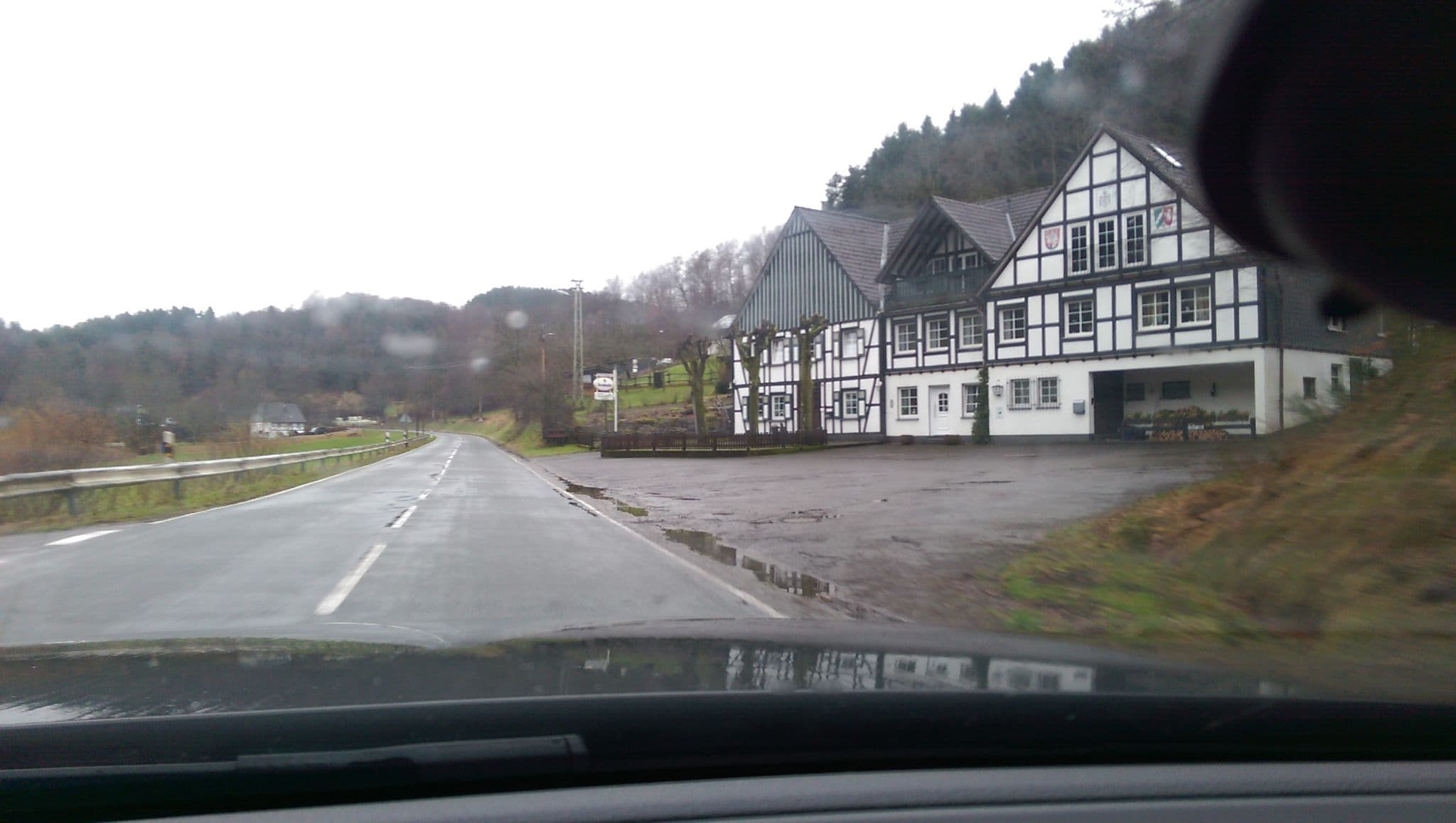 Street view near Beate Rath Burenshof, Olpe — © live (CC BY-SA · Mapillary)