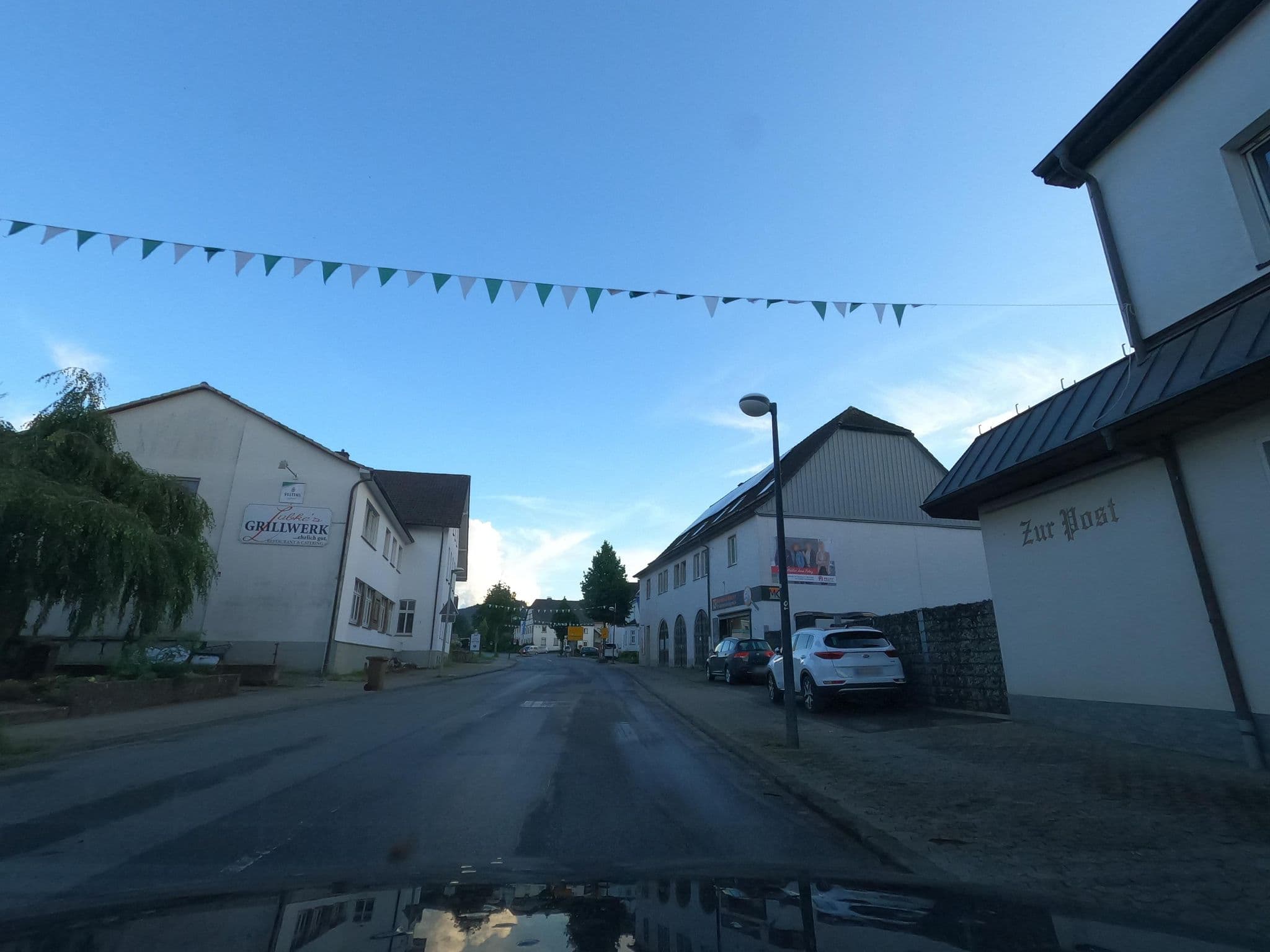 Street view near Zoellner Pension, Sundern — © uwekoch (CC BY-SA · Mapillary)