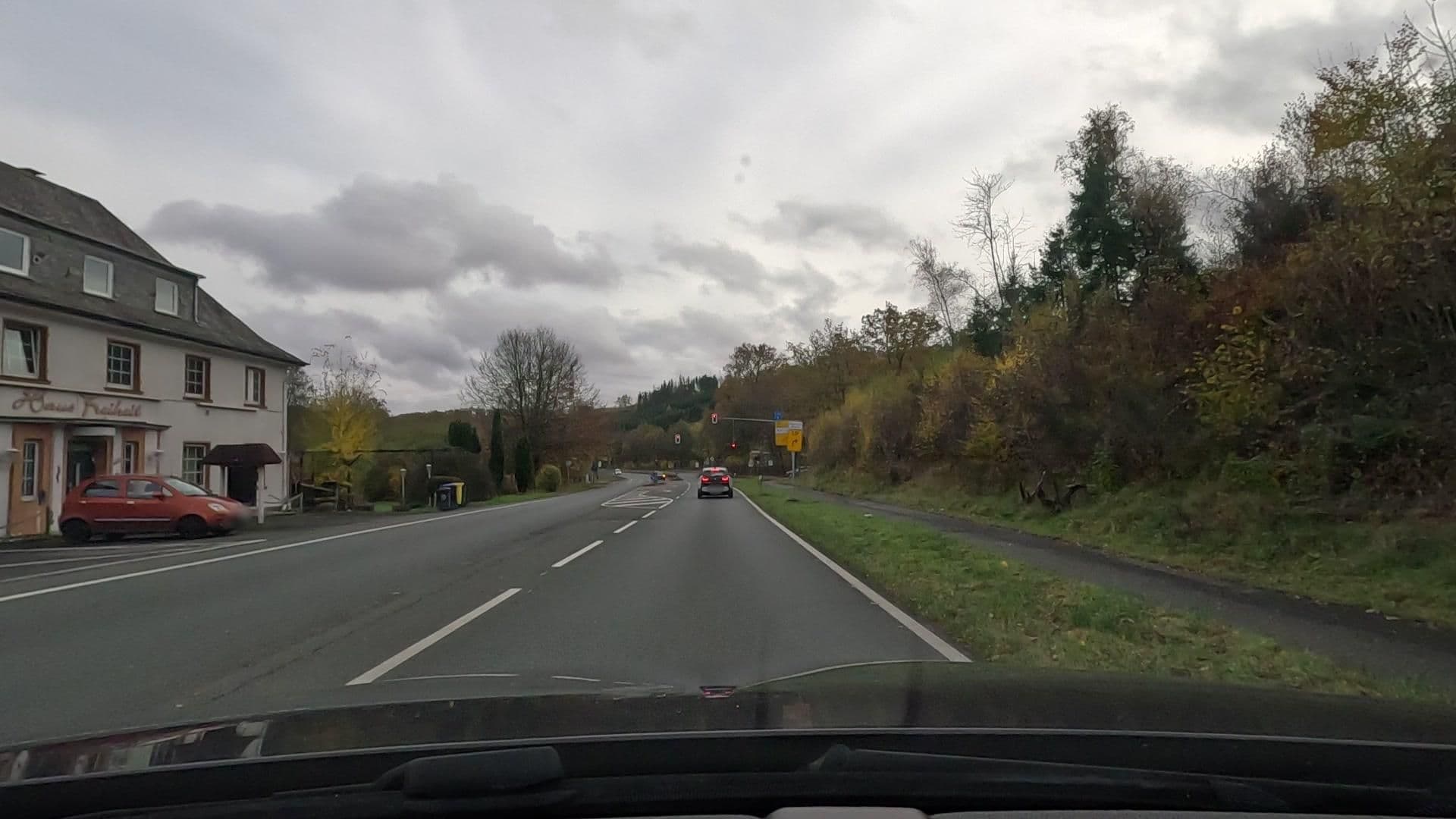 Street view near Haus Freiheit, Freudenberg — © uwekoch (CC BY-SA · Mapillary)