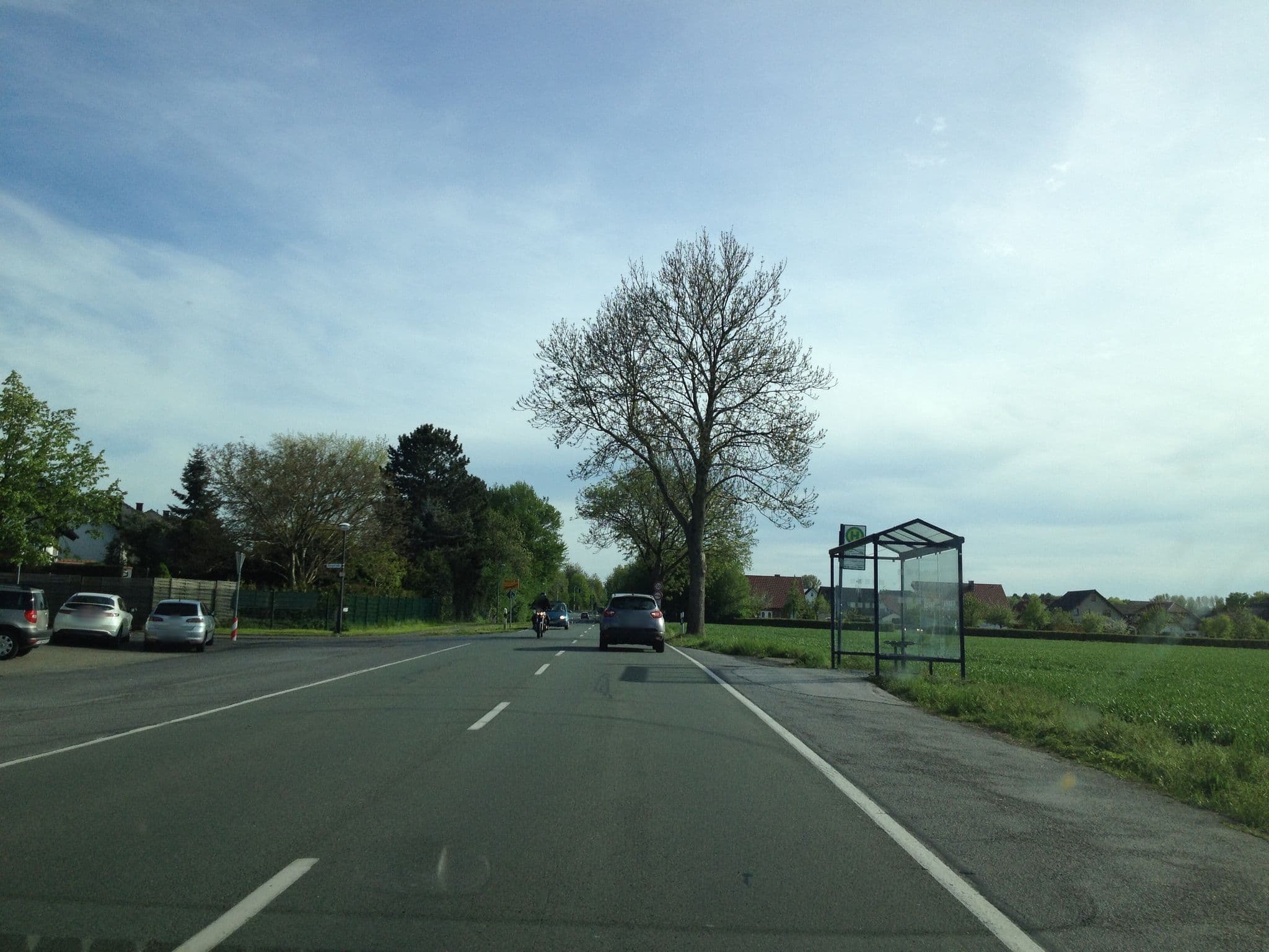 Street view near Hotel Steakhaus Schwarze, Neheim — © nicolaus1977 (CC BY-SA · Mapillary)