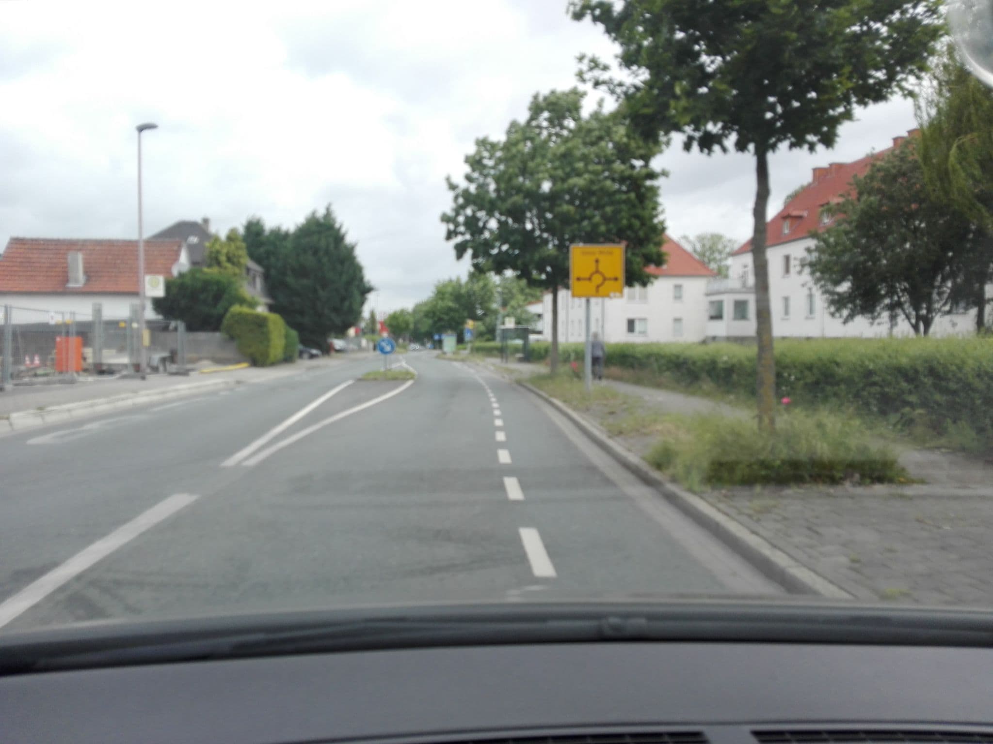 Street view near Kauke Gertrud Hotel und Restaurant, Unna — © flugyflay (CC BY-SA · Mapillary)