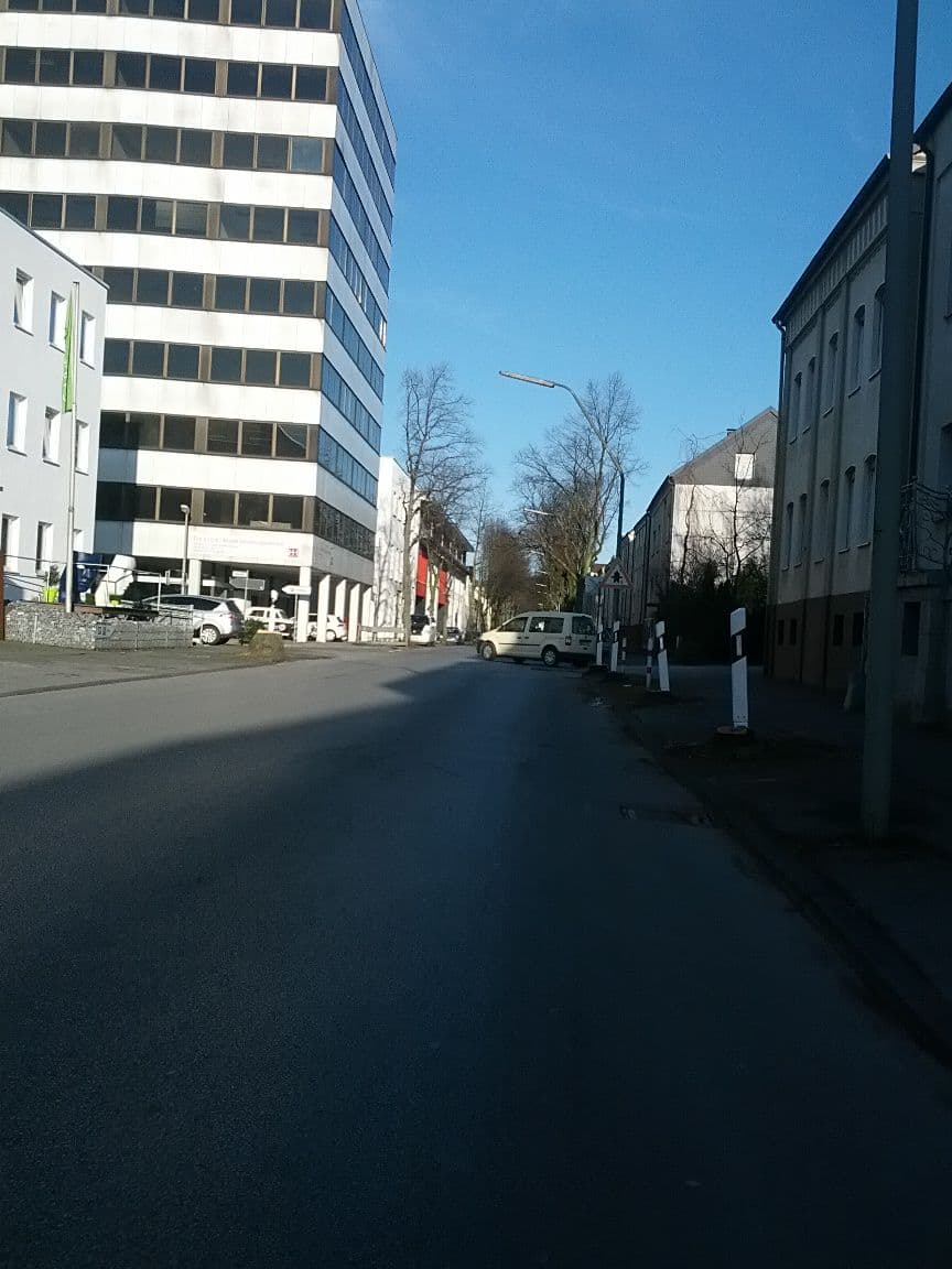 Street view near Ibis Hotel, Neheim — © fltz (CC BY-SA · Mapillary)