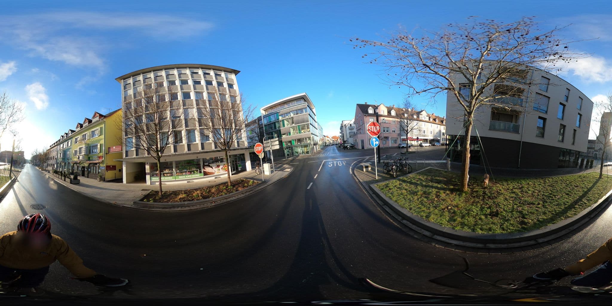 Street view near Hotel und Boardinghouse Da Sabino, Singen — © RadNETZ (CC BY-SA · Mapillary)