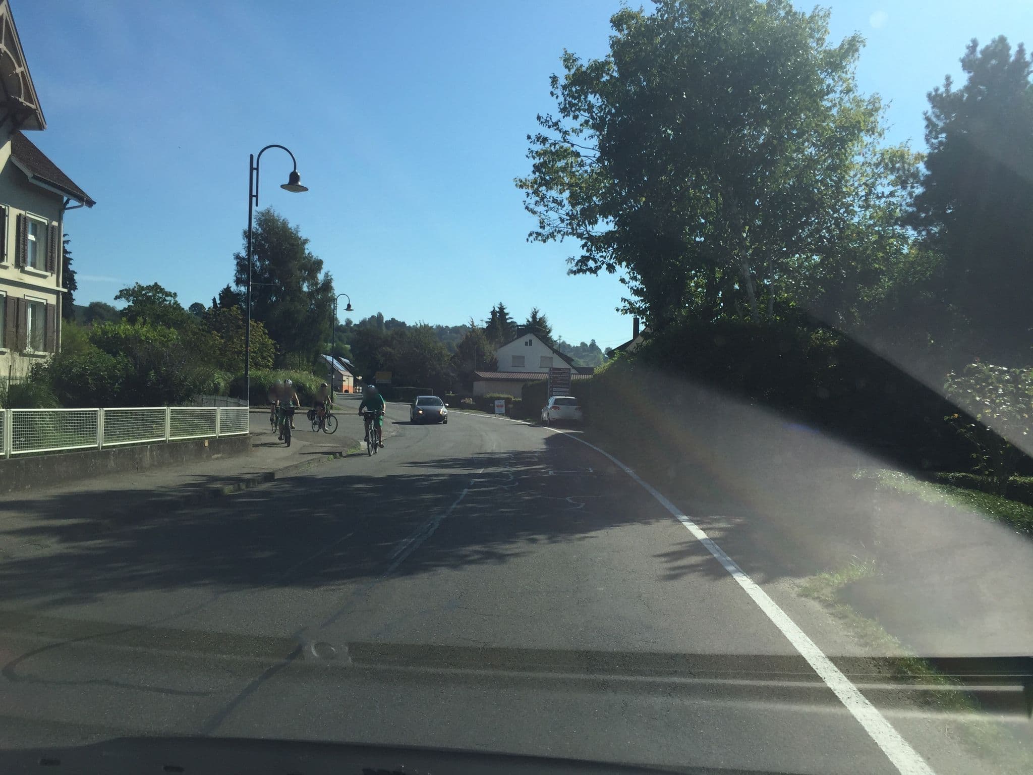 Street view near Ferienwohnung Gita, Öhningen — © canadarunner (CC BY-SA · Mapillary)
