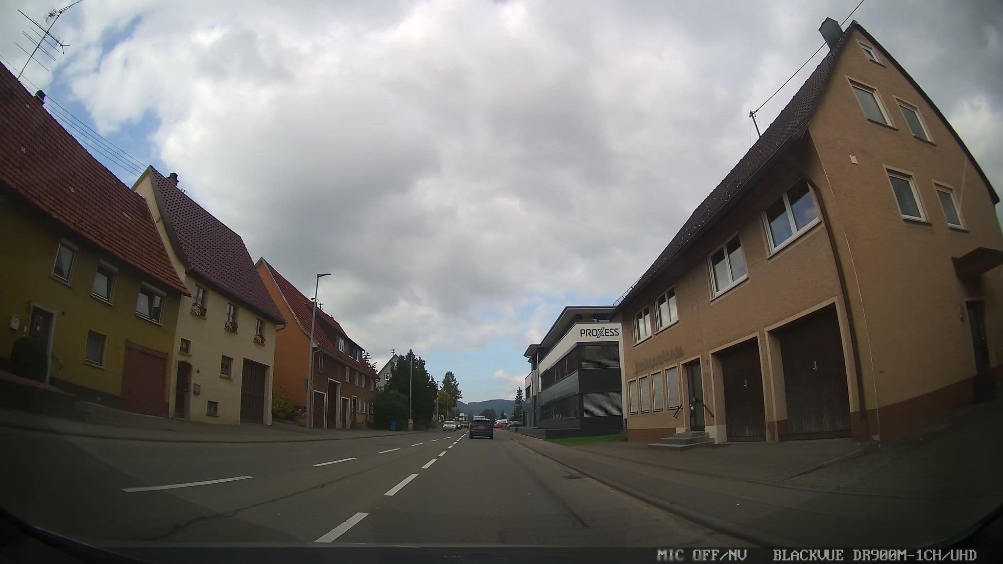Street view near Hotel Lamm, Rietheim-Weilheim — © chuck (CC BY-SA · Mapillary)