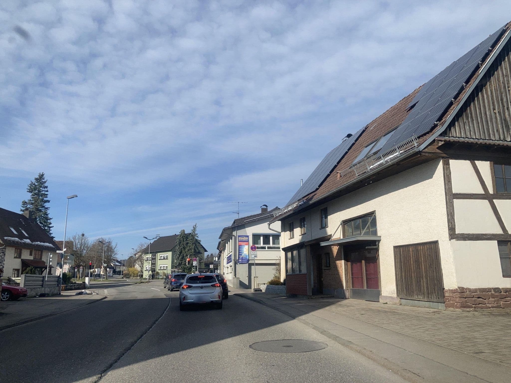 Street view near Pension Waldhorn und Gästehaus Apartments B & B27, Dietingen — © tasmaniadevil (CC BY-SA · Mapillary)