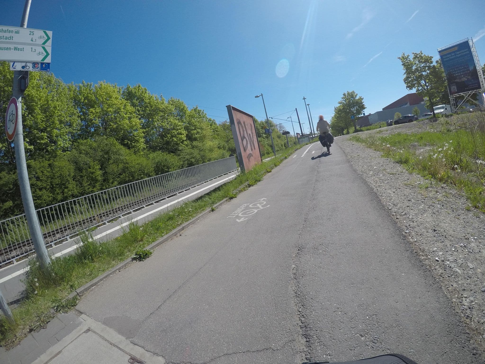 Street view near Zug-Hostel & Motel Trenino, Industriegebiet — © mfa (CC BY-SA · Mapillary)