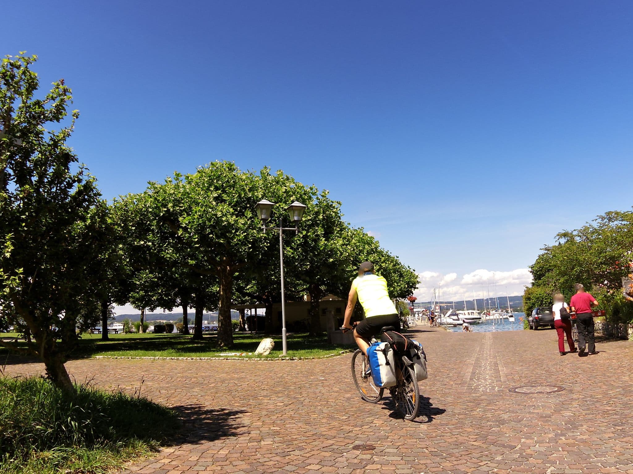 Street view near Perlmuschel, Moos — © czmrtn (CC BY-SA · Mapillary)