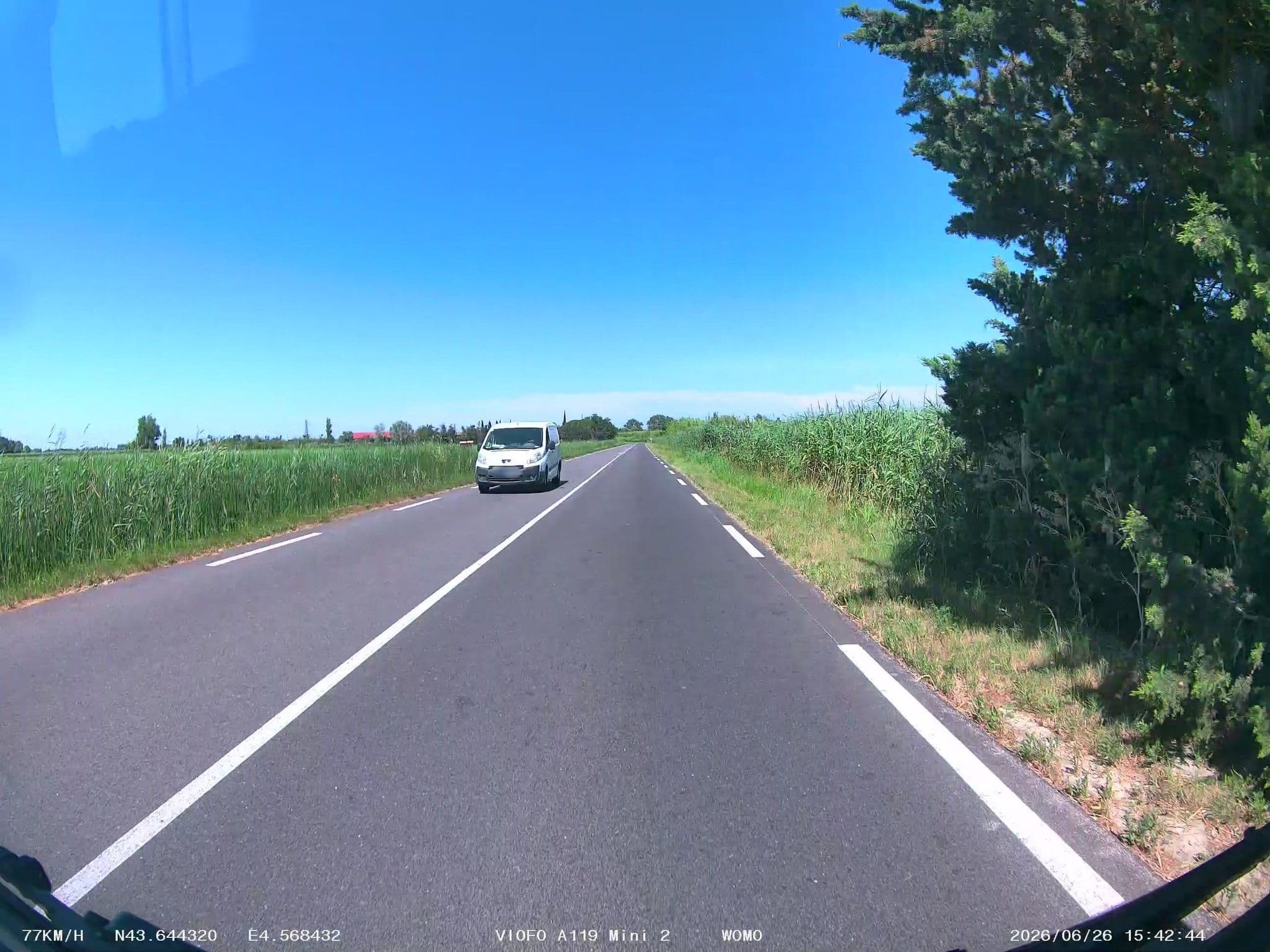 Street view near Auberge des Plaines, Arles — © soulcover (CC BY-SA · Mapillary)