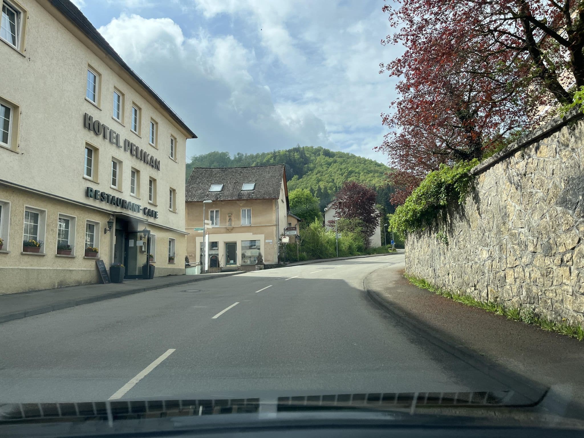 Street view near Hotel Pelikan, Leibertingen — © googie0815 (CC BY-SA · Mapillary)