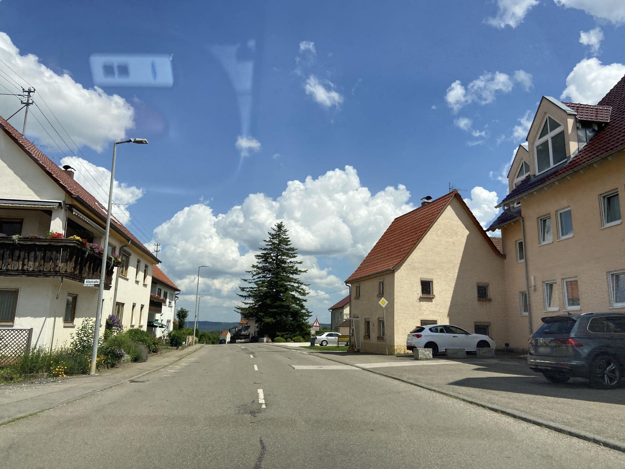 Street view near Hotel-Gasthaus Zum Sternen, Winterlingen — © googie0815 (CC BY-SA · Mapillary)