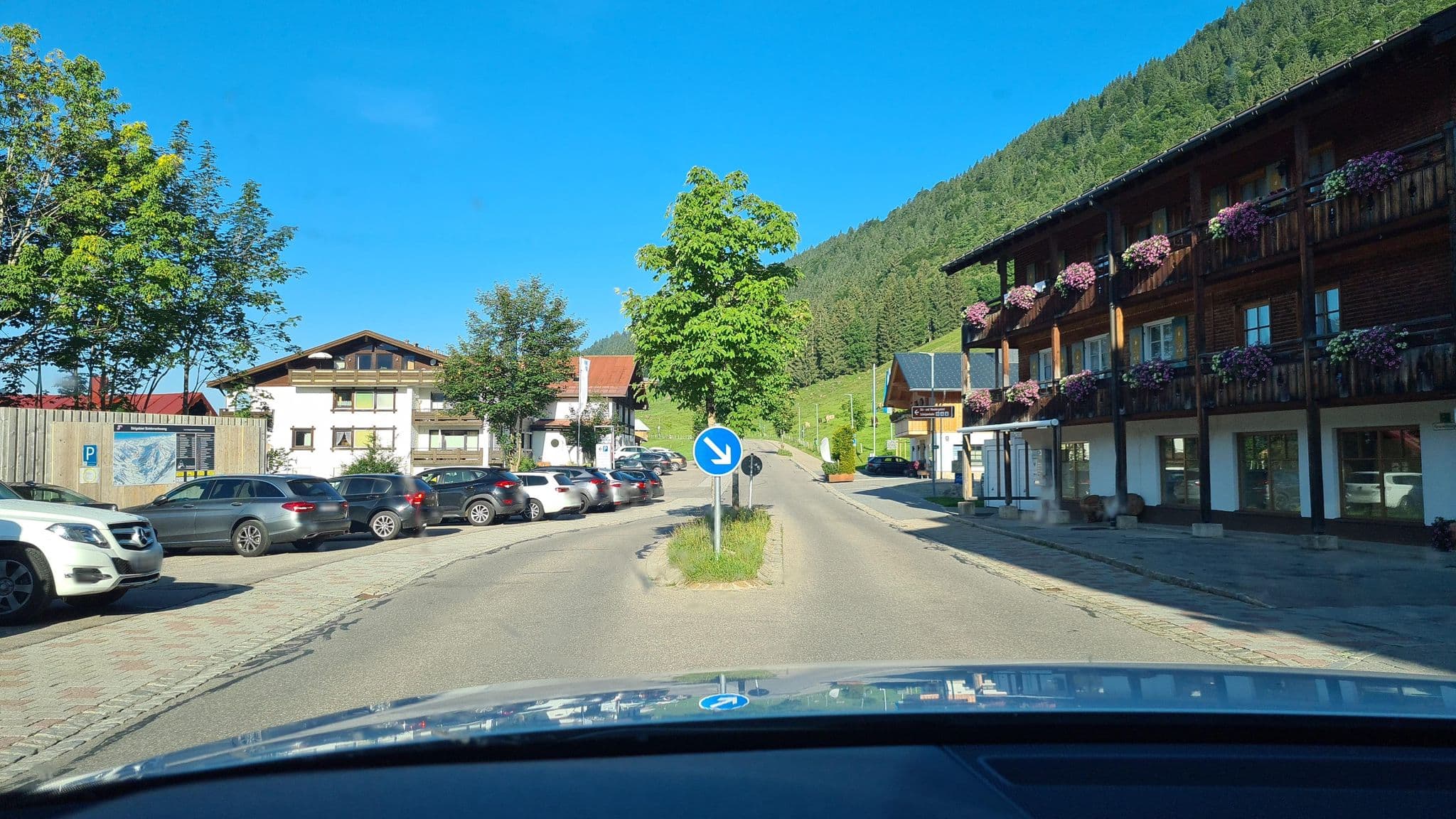 Street view near Ferienwohnungen Kienle, Bolsterlang — © mappi (CC BY-SA · Mapillary)