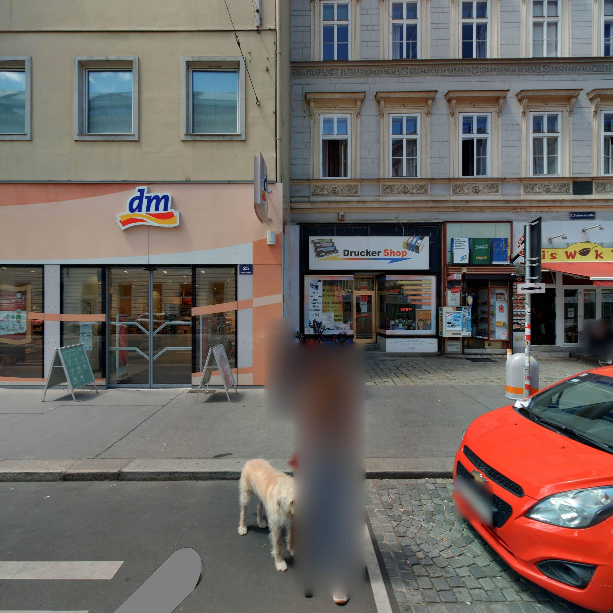 Street view near Florum, Innere Stadt — © eliasgander (CC BY-SA · Mapillary)