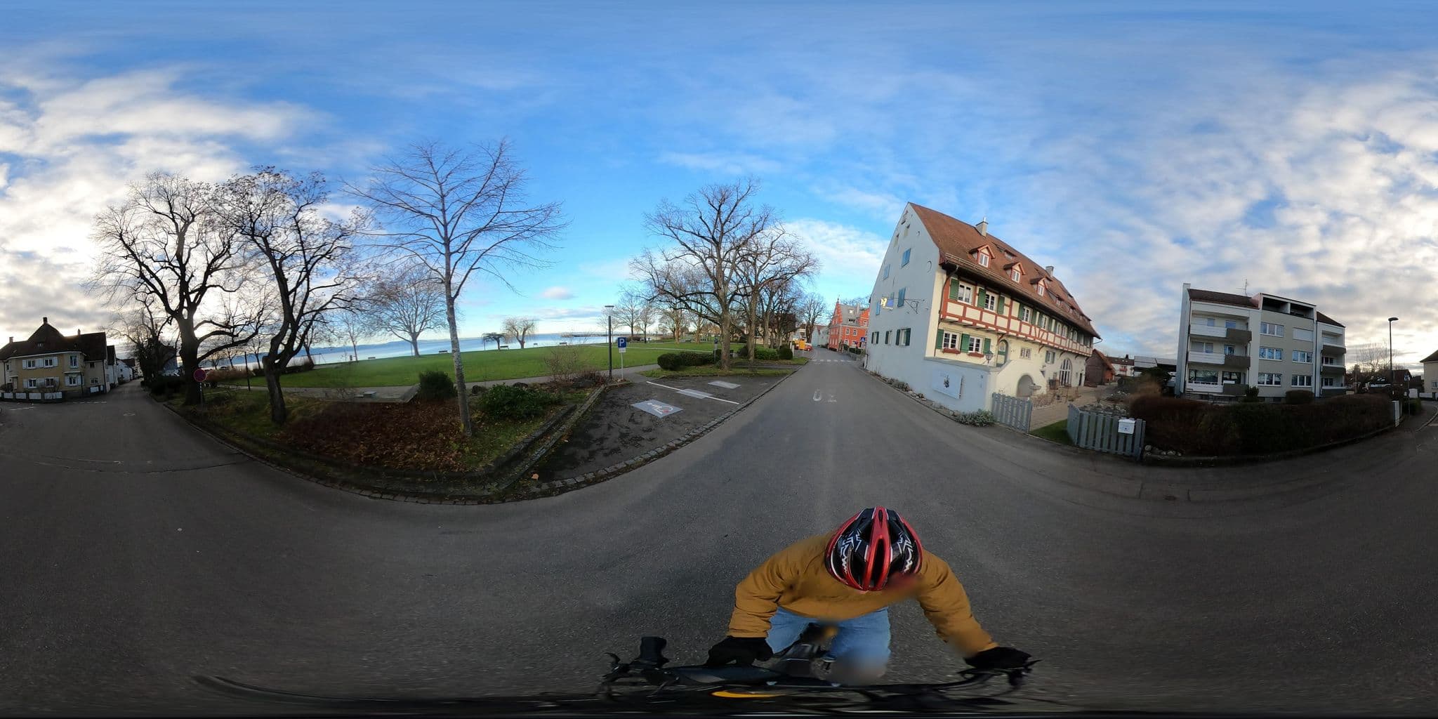Street view near Hotel Amtshof, Langenargen — © RadNETZ (CC BY-SA · Mapillary)