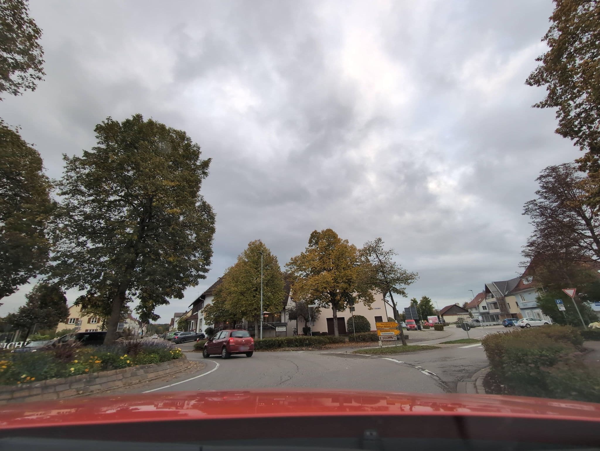 Street view near Gästehaus Lindenbaum, Salem — © mcliquid (CC BY-SA · Mapillary)