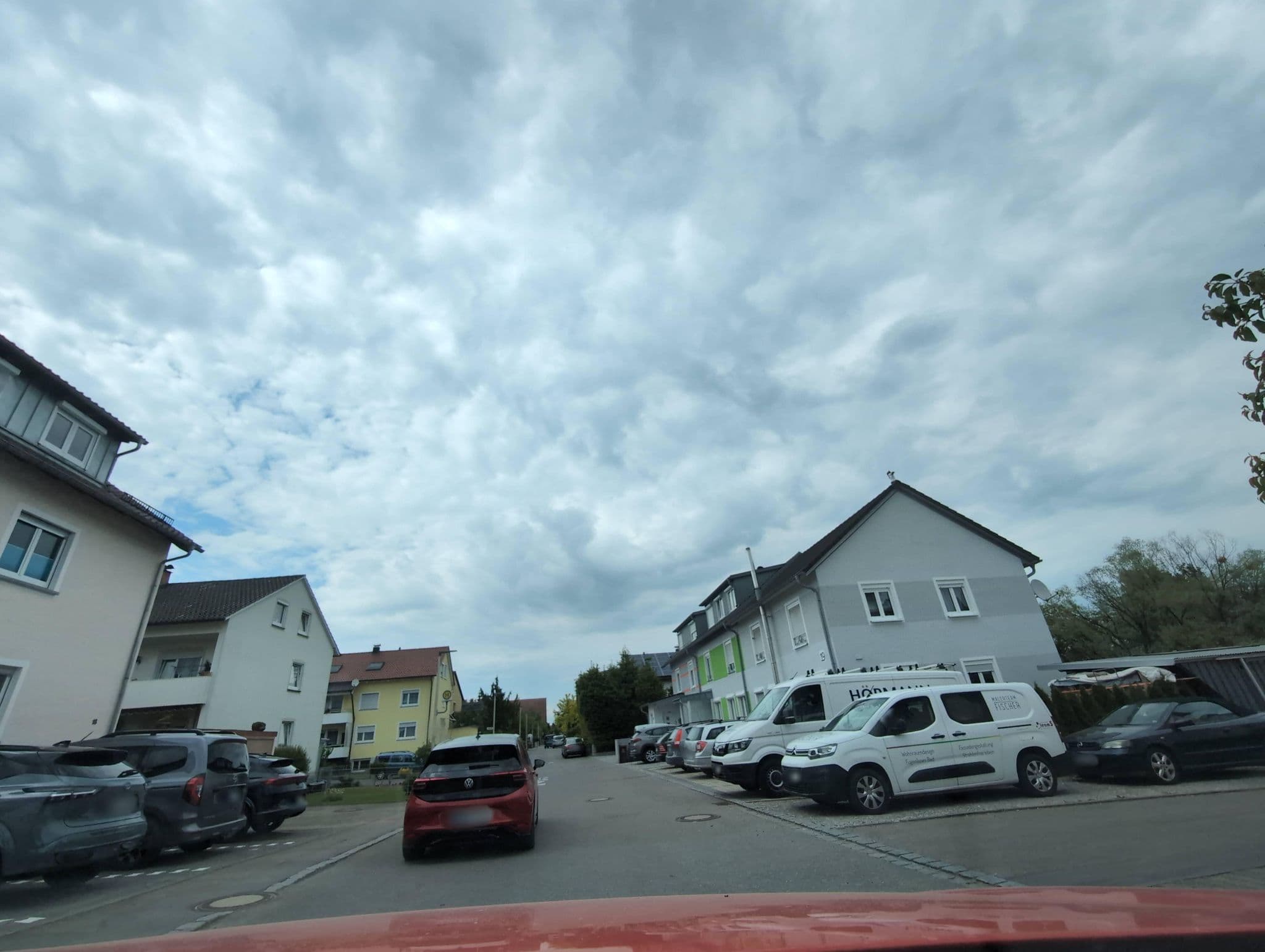 Street view near Ferienwohnung Köhler am Bodensee, Meckenbeuren — © mcliquid (CC BY-SA · Mapillary)