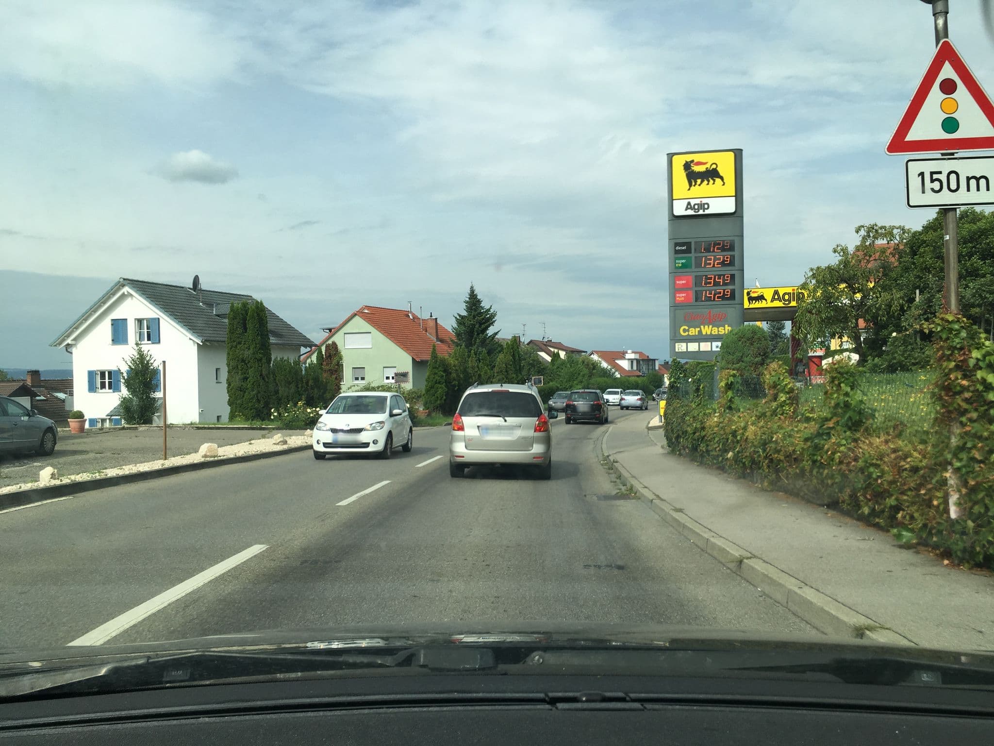 Street view near Gästehaus Mayer-Bartsch, Meersburg — © joniarida (CC BY-SA · Mapillary)