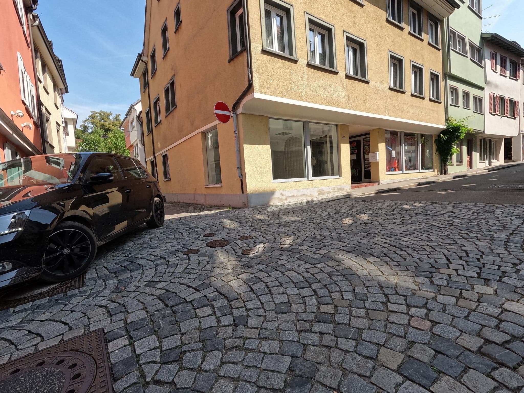 Street view near Hotel Kaiserhof, Ravensburg — © msdess (CC BY-SA · Mapillary)
