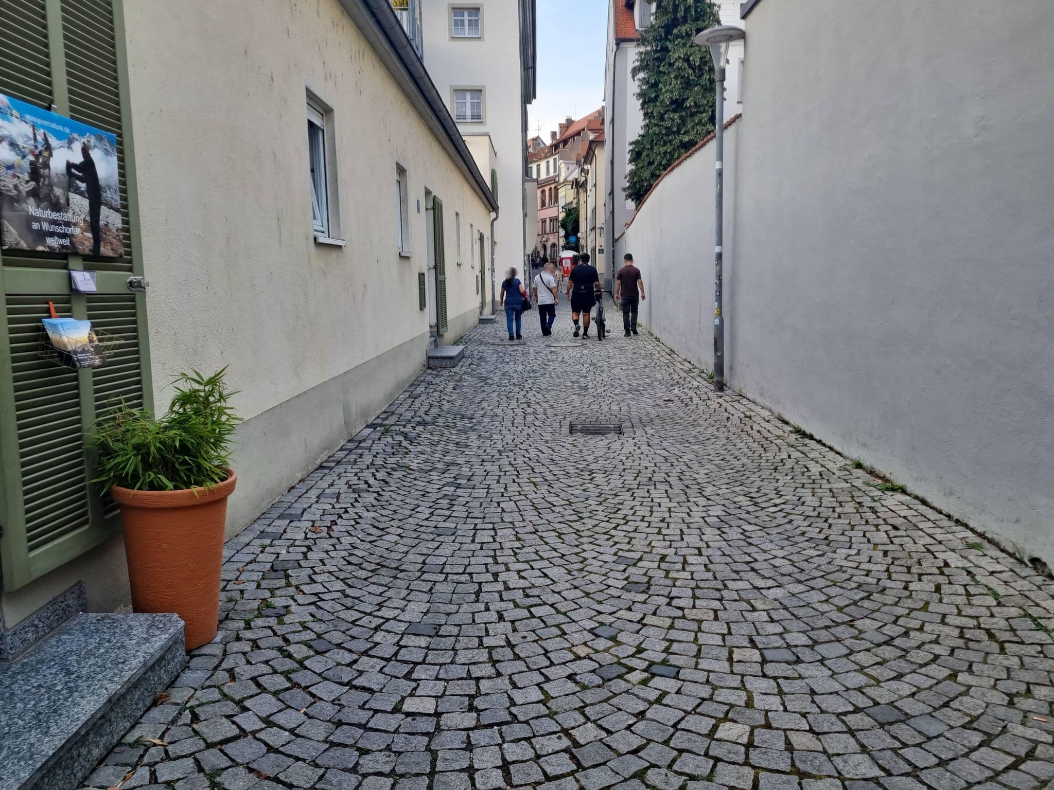 Street view near Seenaah Auf der Insel, Lindau — © dsmm (CC BY-SA · Mapillary)