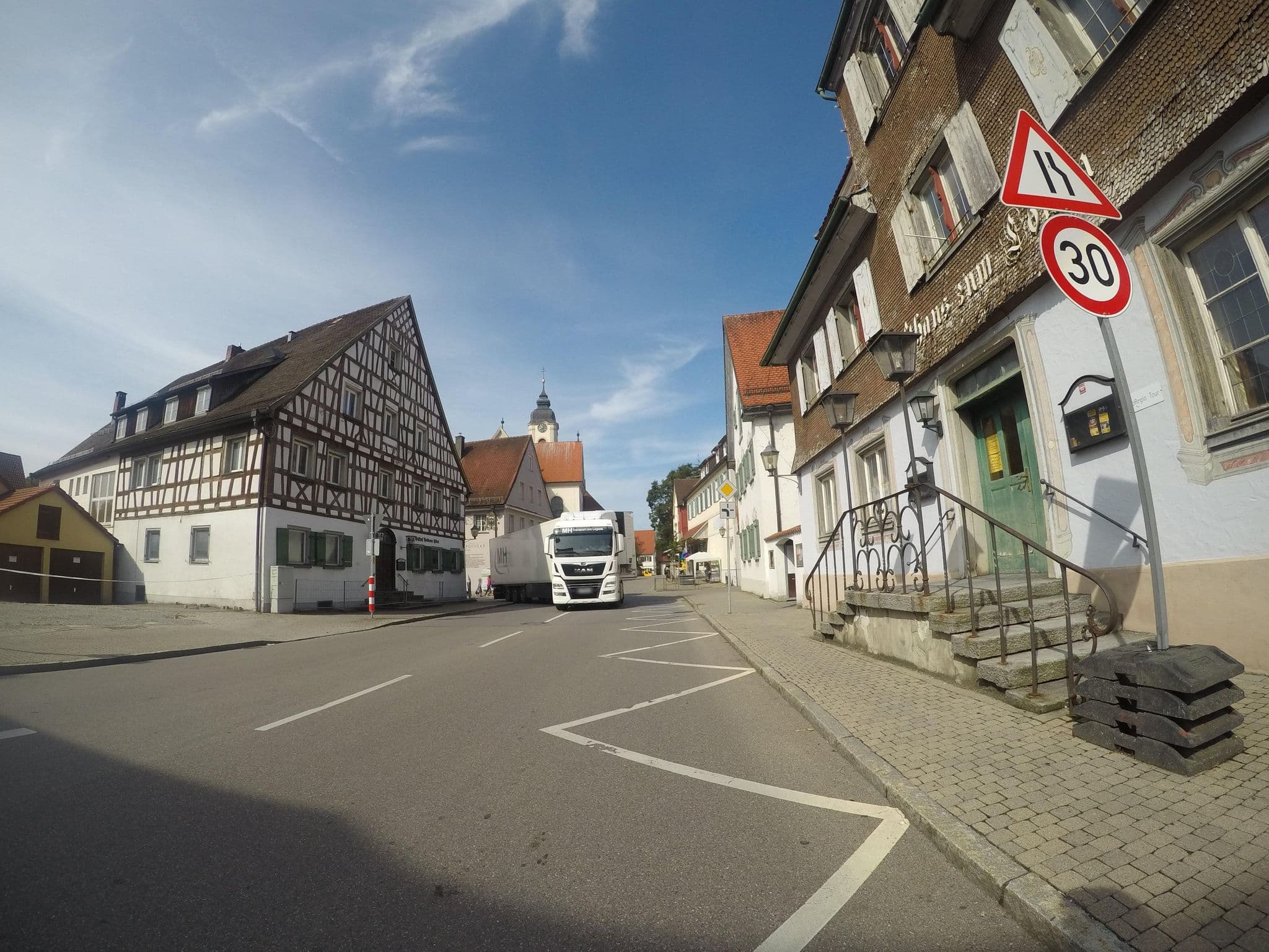 Street view near Hotel Garni Löwen, Kißlegg — © ray66 (CC BY-SA · Mapillary)