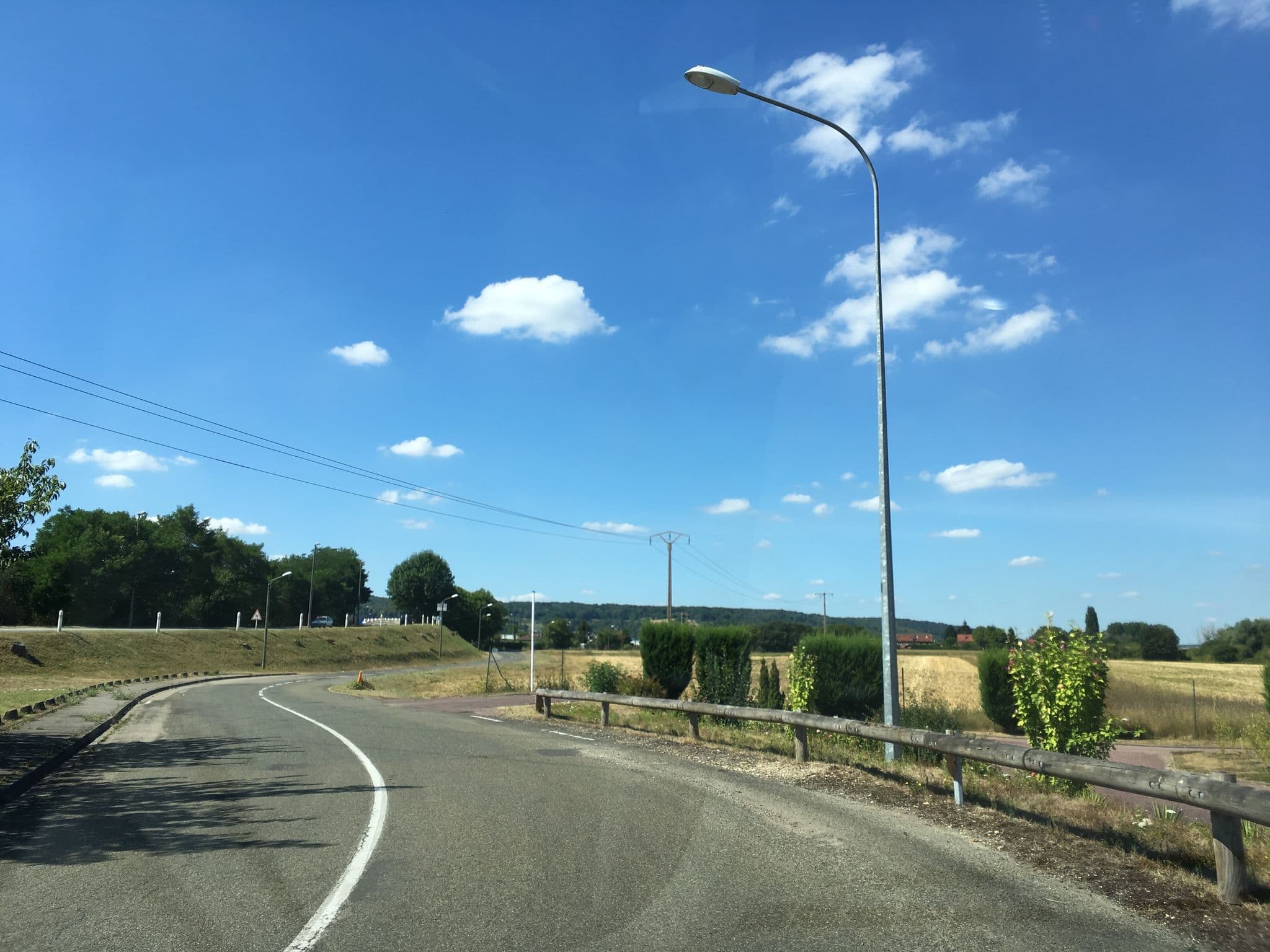 Street view near Baryton, Vernon — © unmap (CC BY-SA · Mapillary)