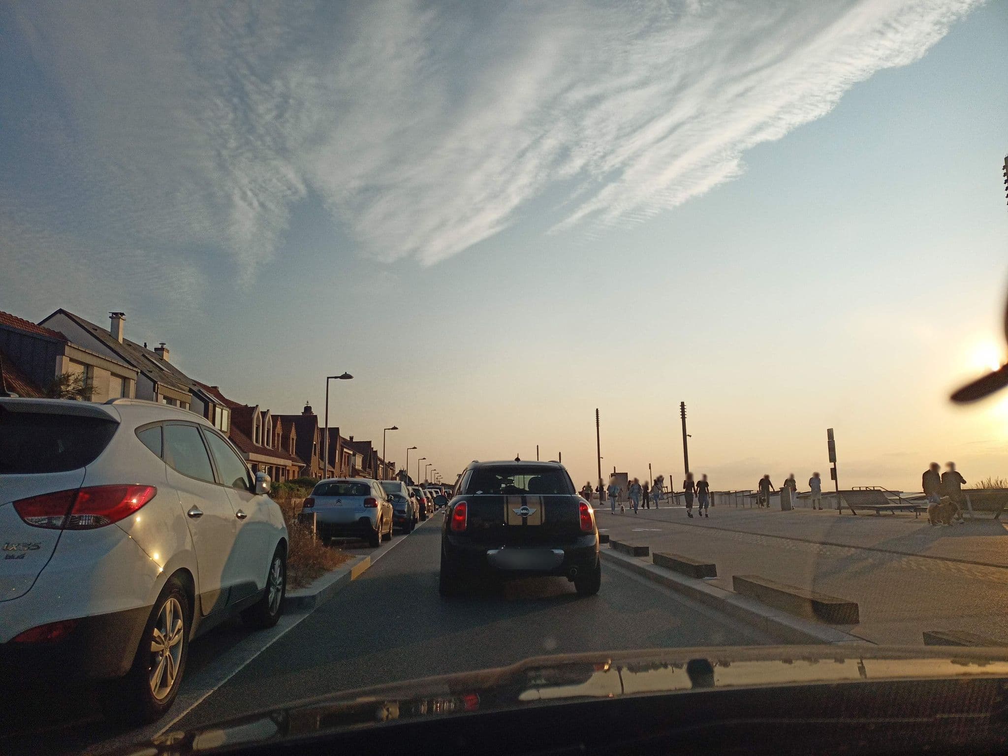 Street view near Hôtel du Golf, Calais — © xdTAGCLAN (CC BY-SA · Mapillary)
