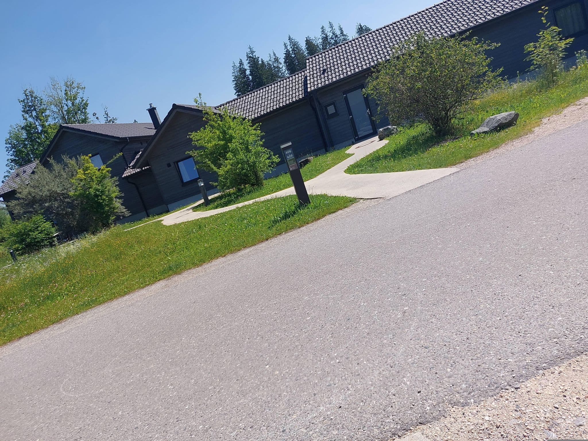 Street view near cottage 419, Leutkirch — © spielplatz (CC BY-SA · Mapillary)