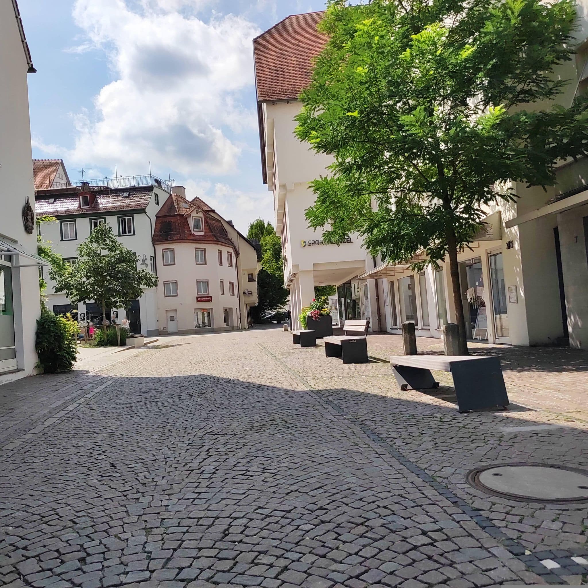 Street view near brigittes quartier Forster Brigitte, Biberach an der Riß — © msdess (CC BY-SA · Mapillary)