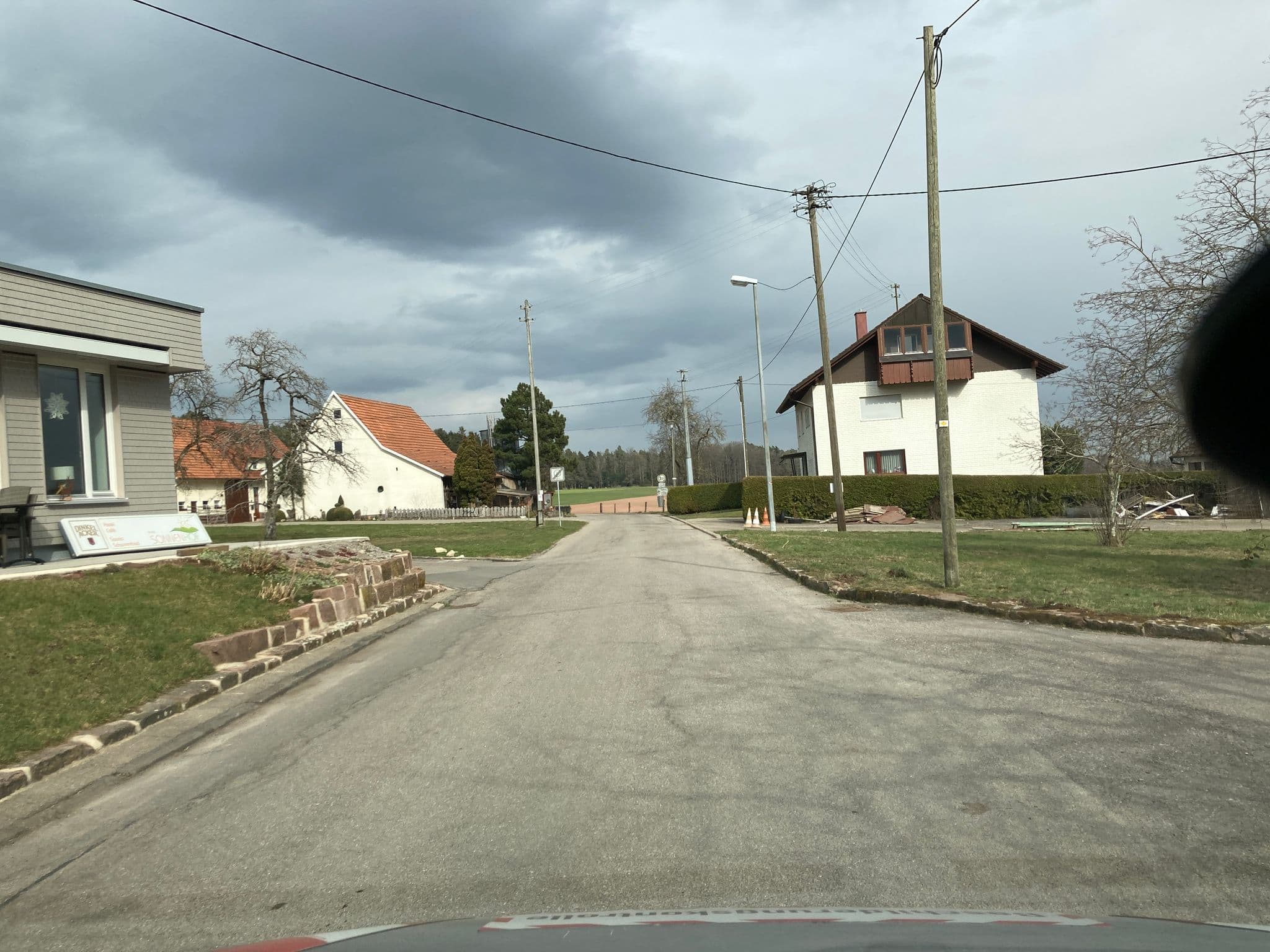 Street view near Sonnenhof, Neuweiler — © tasmaniadevil (CC BY-SA · Mapillary)
