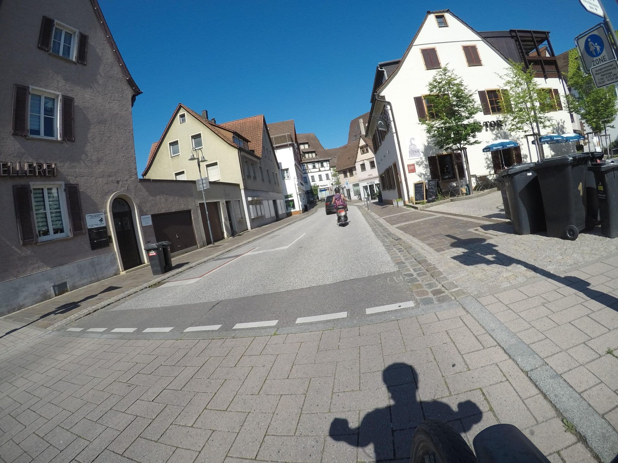 Street view near Hotel ibis Styles Aalen, Leonberg — © mfa (CC BY-SA · Mapillary)