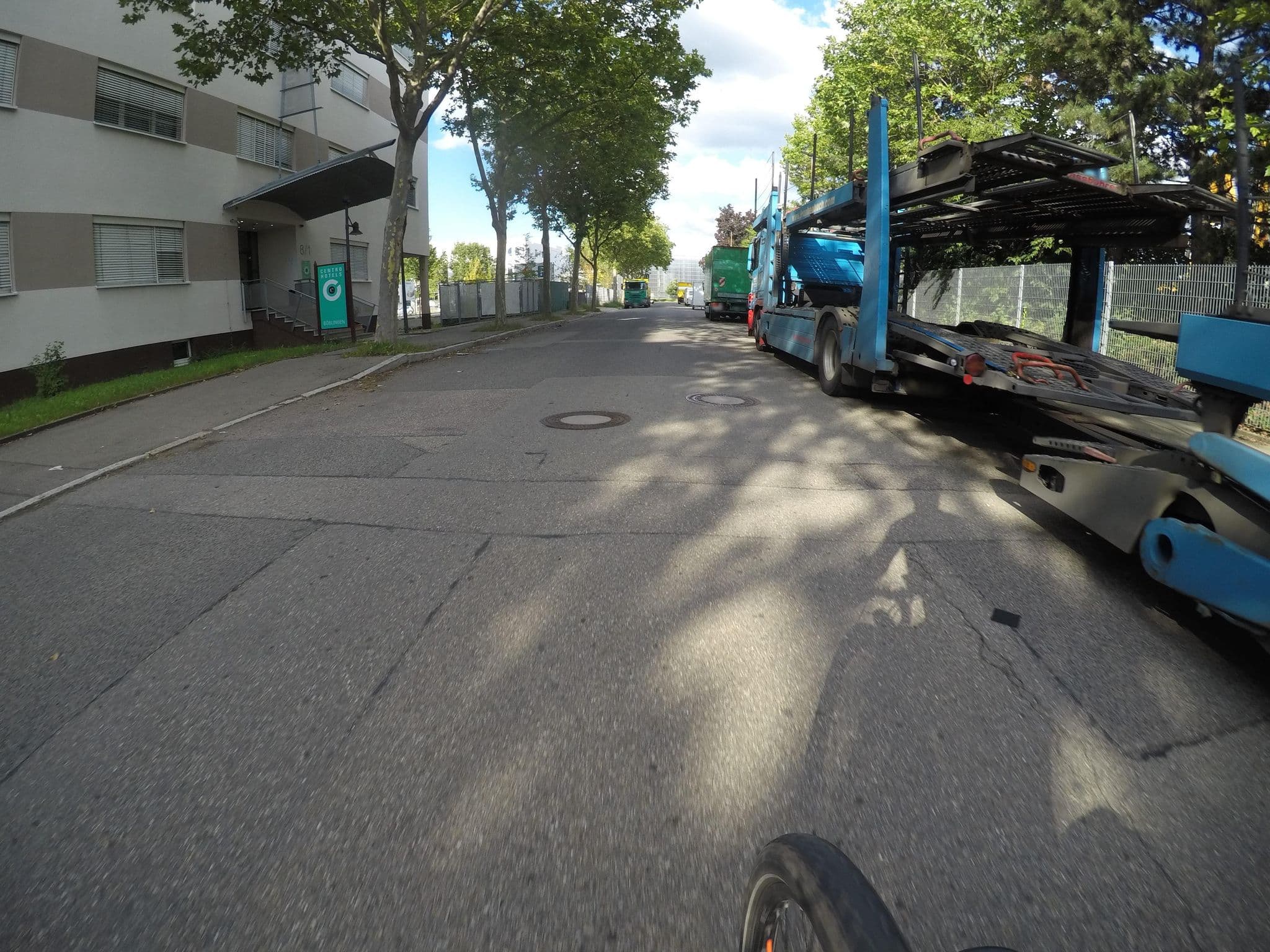 Street view near FS Hotel, Böblingen — © mfa (CC BY-SA · Mapillary)