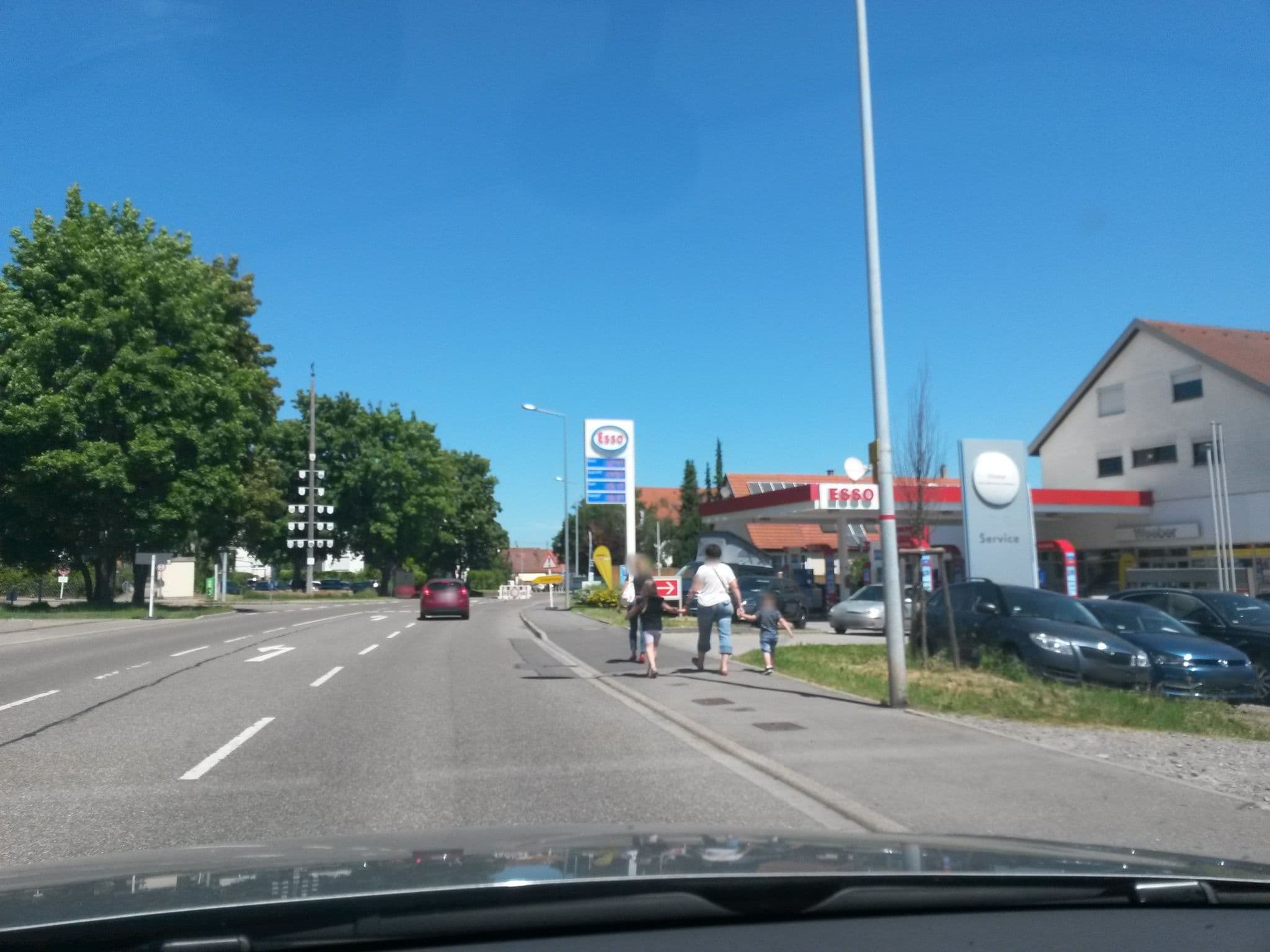 Street view near Hotel Nachtquartier, Weil der Stadt — © rausk (CC BY-SA · Mapillary)
