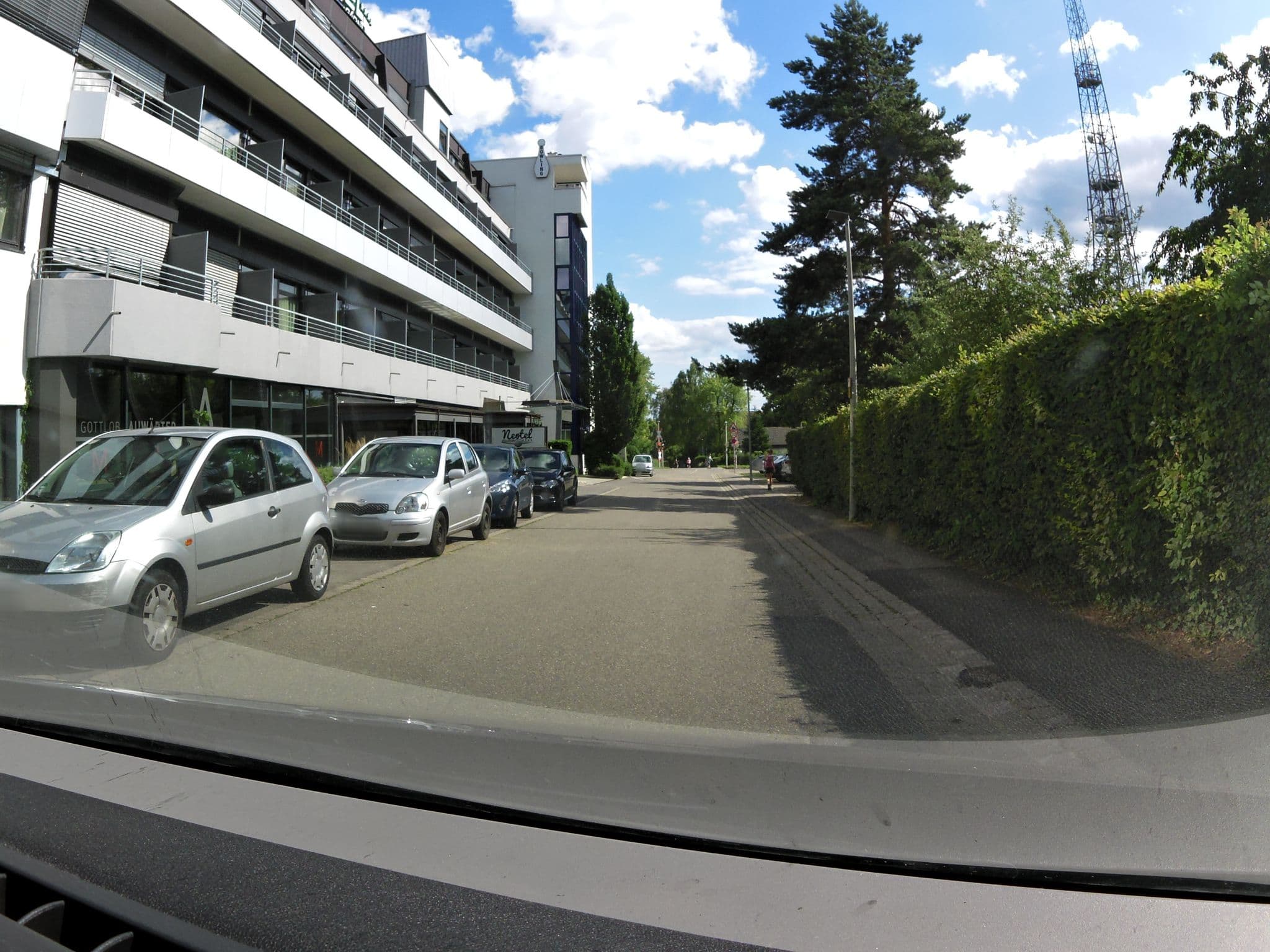 Street view near City Partner Hotel Neotel, Höhenrand — © zoegglmeyr1 (CC BY-SA · Mapillary)
