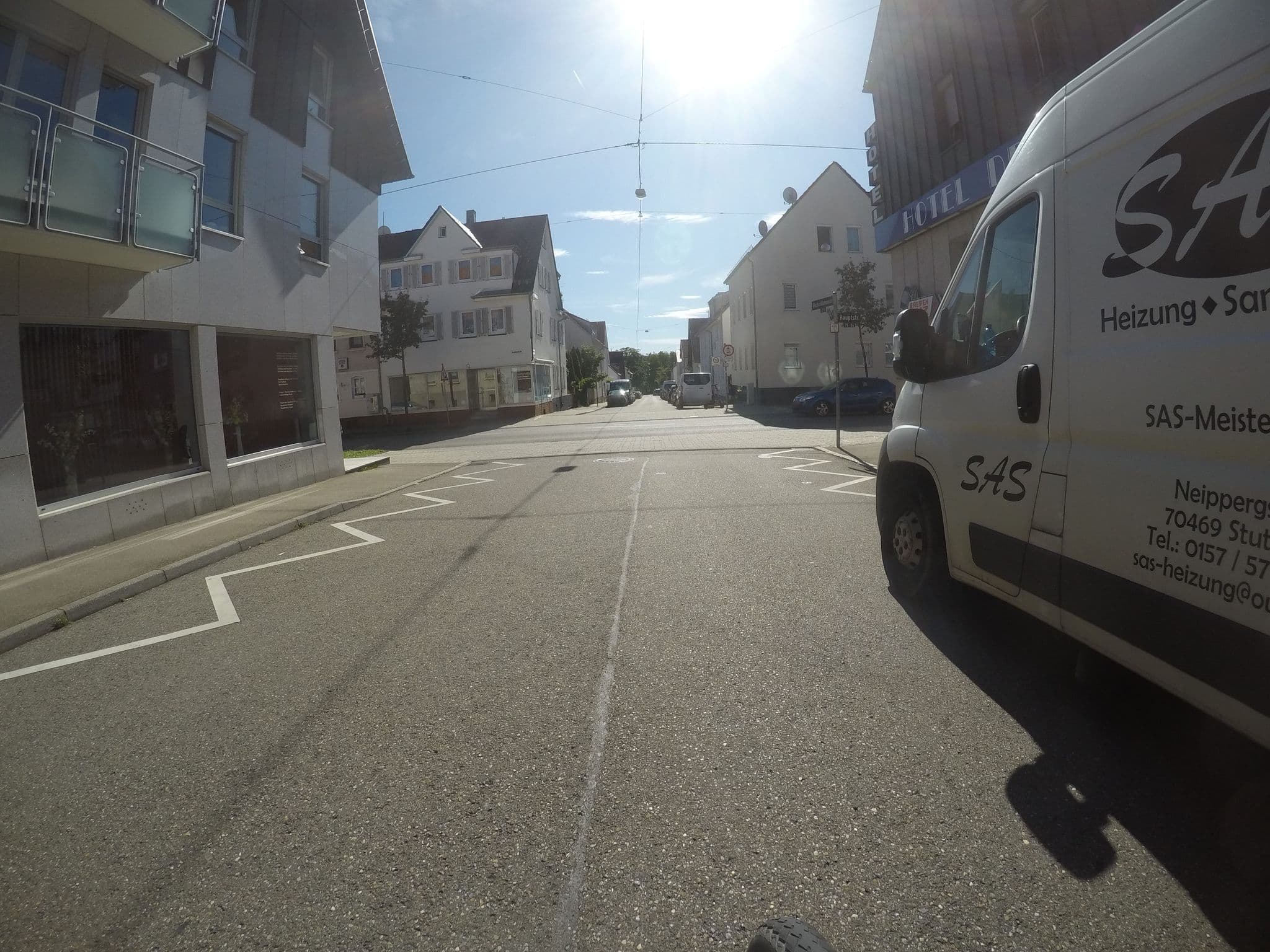 Street view near Hotel Drive In Garni Stuttgart, Heerstraße — © mfa (CC BY-SA · Mapillary)