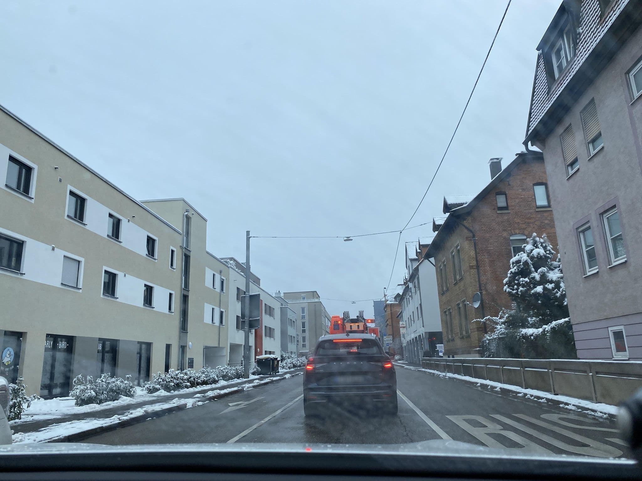 Street view near Hotel Gambrinus Stuttgart, Vaihingen-Mitte — © dapiang (CC BY-SA · Mapillary)